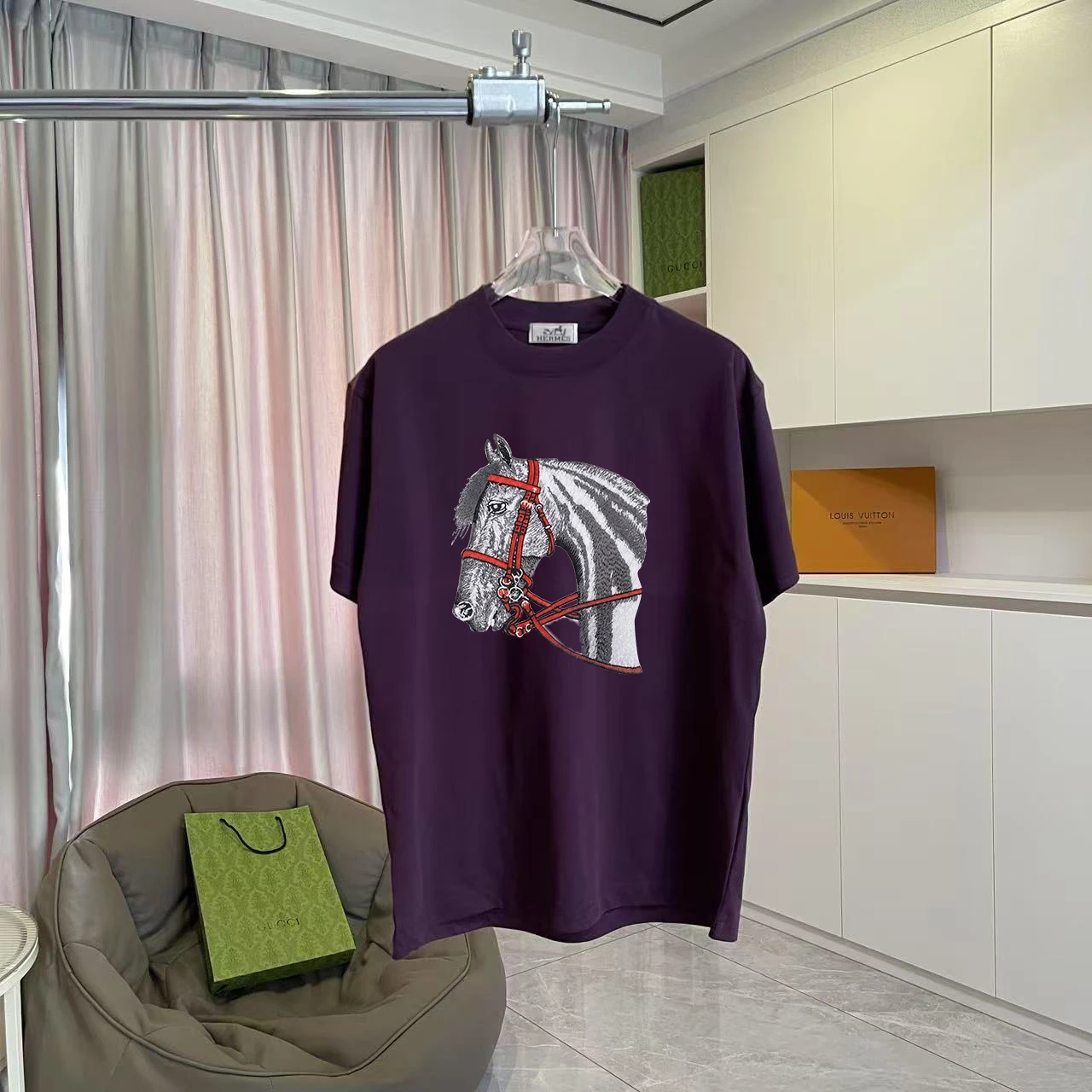 Hermès T-Shirt — a34dbe8c