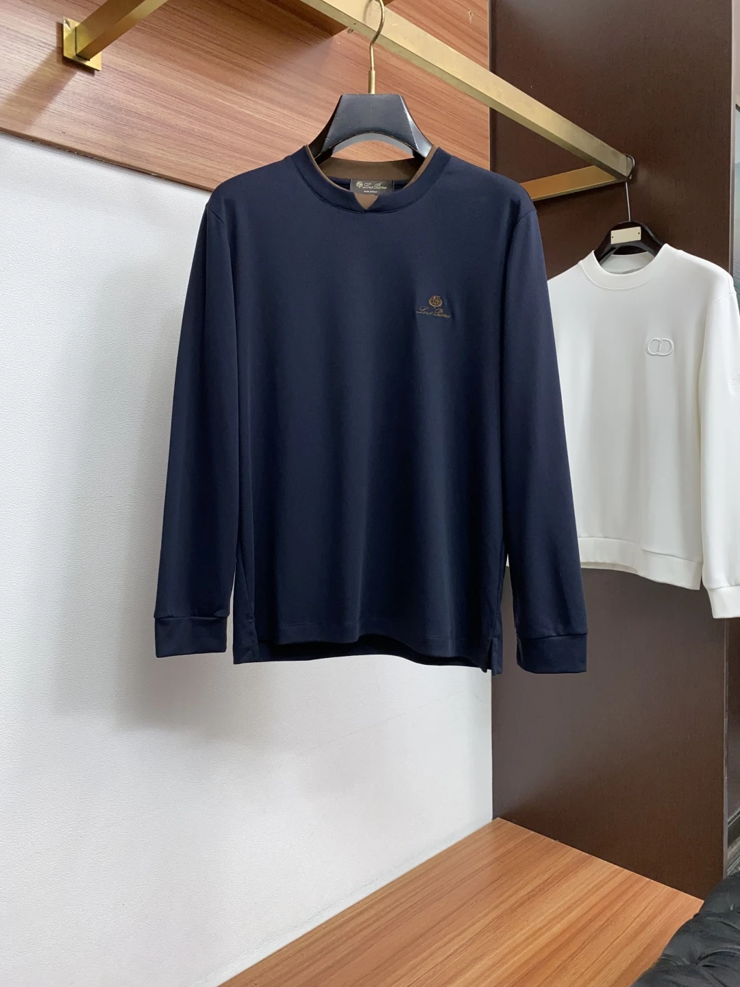 Loro Piana T-Shirt — d8a53fc0