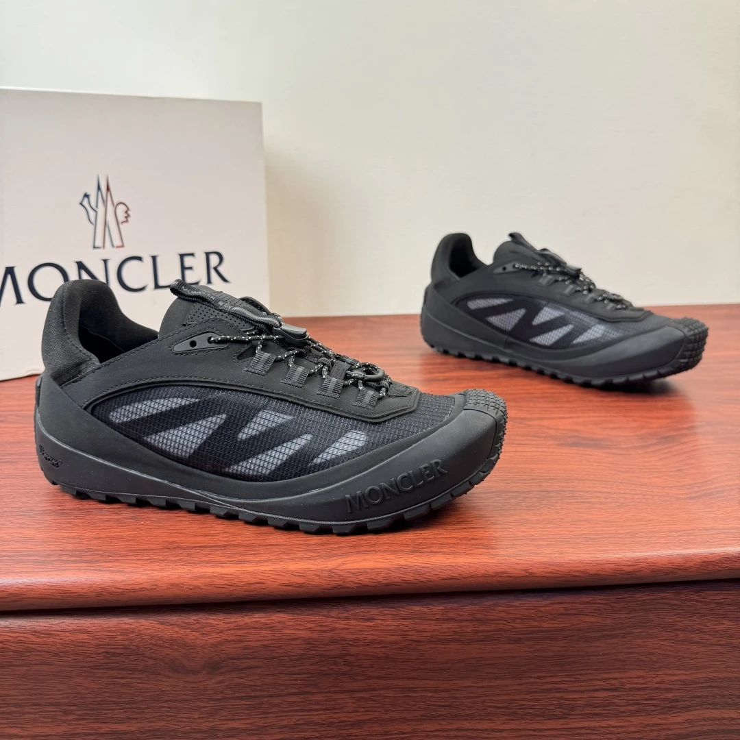 Moncler Sneakers — 5c93804a