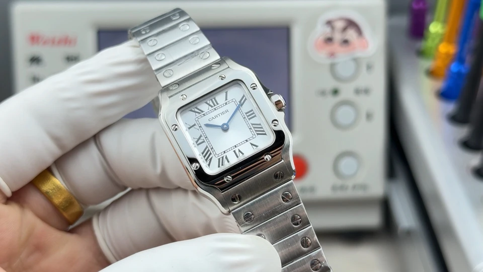 Cartier Watch — 6c10834e