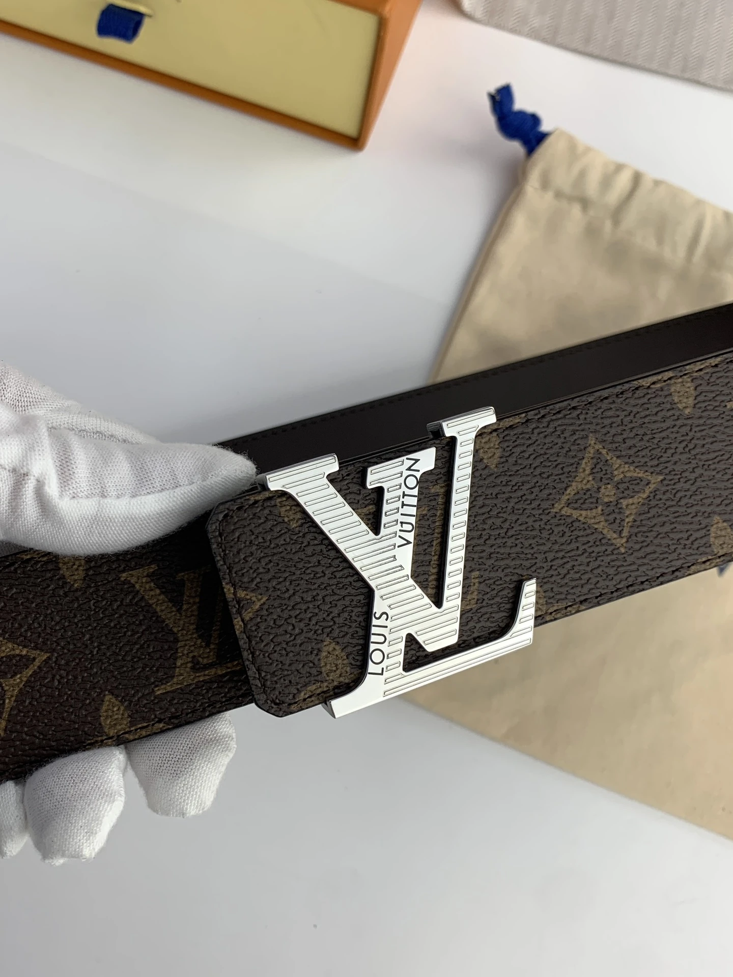 Louis Vuitton Belt — 4bcef857