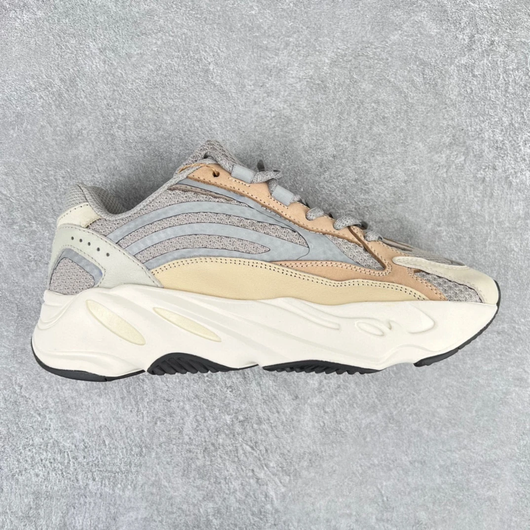 Adidas Shoes — 57018b89