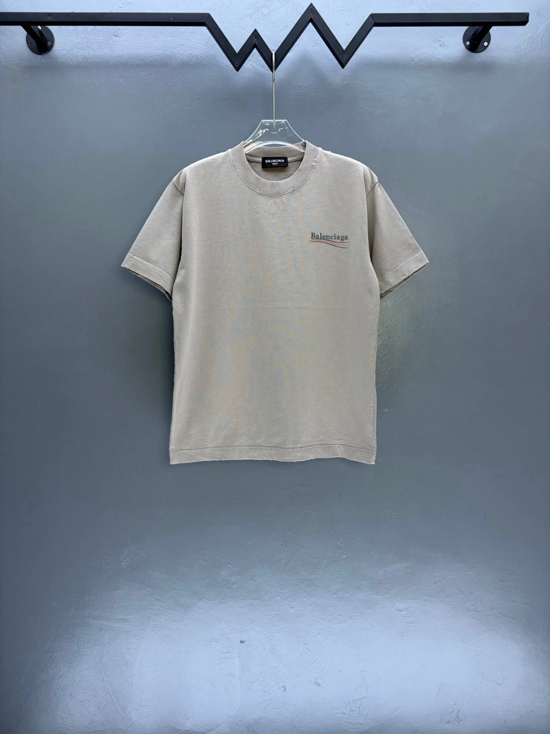 Balenciaga T-Shirt — f79c5581