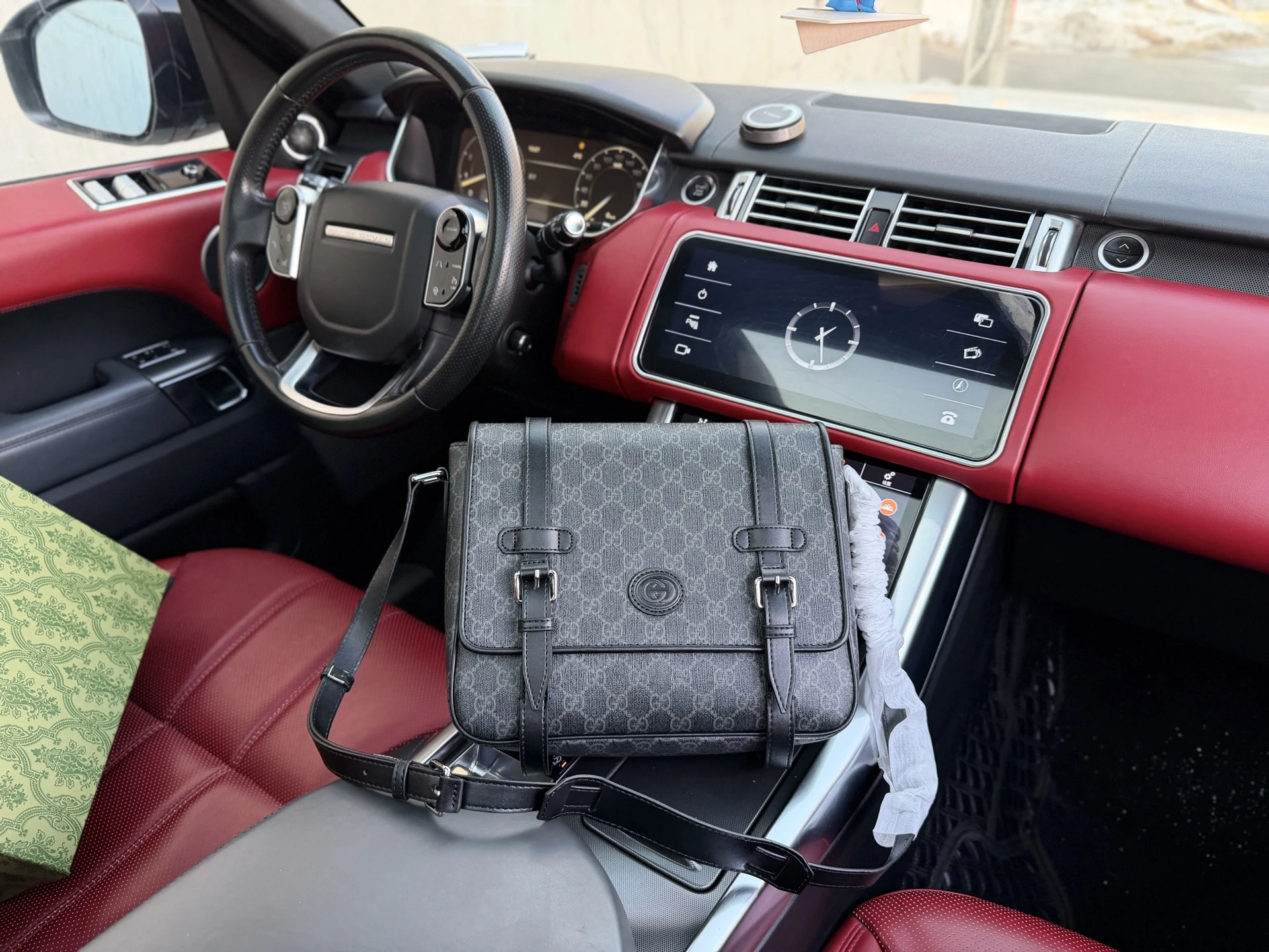 Gucci Bag — 5f2b69df