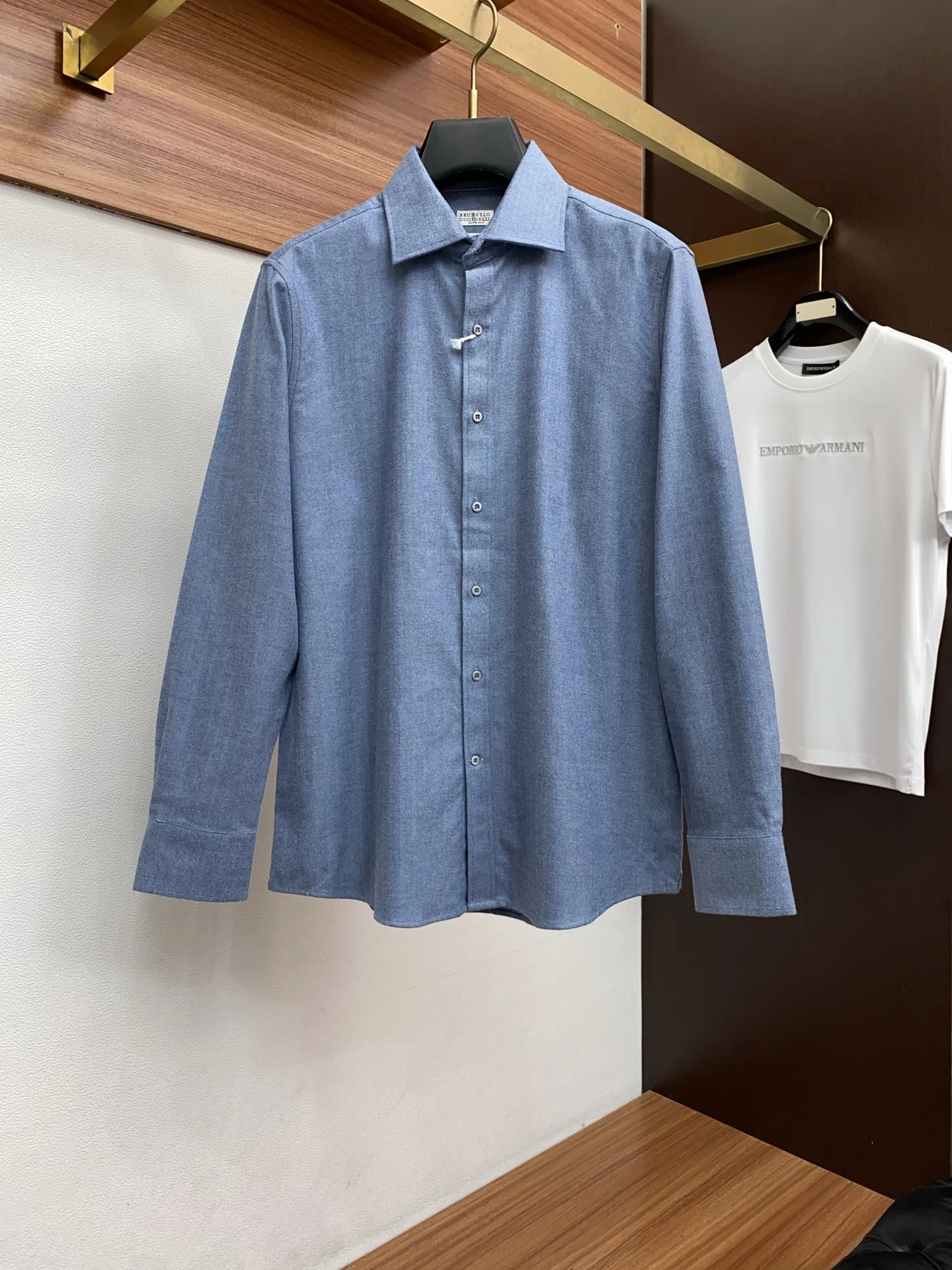 Shirts — 5681ff50