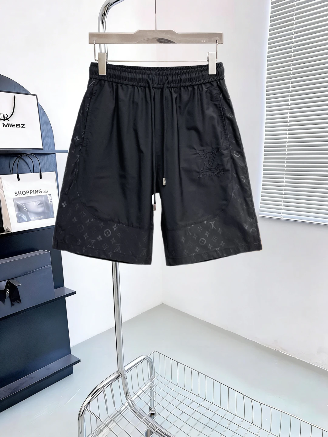 Louis Vuitton Shorts — fc3d5c61