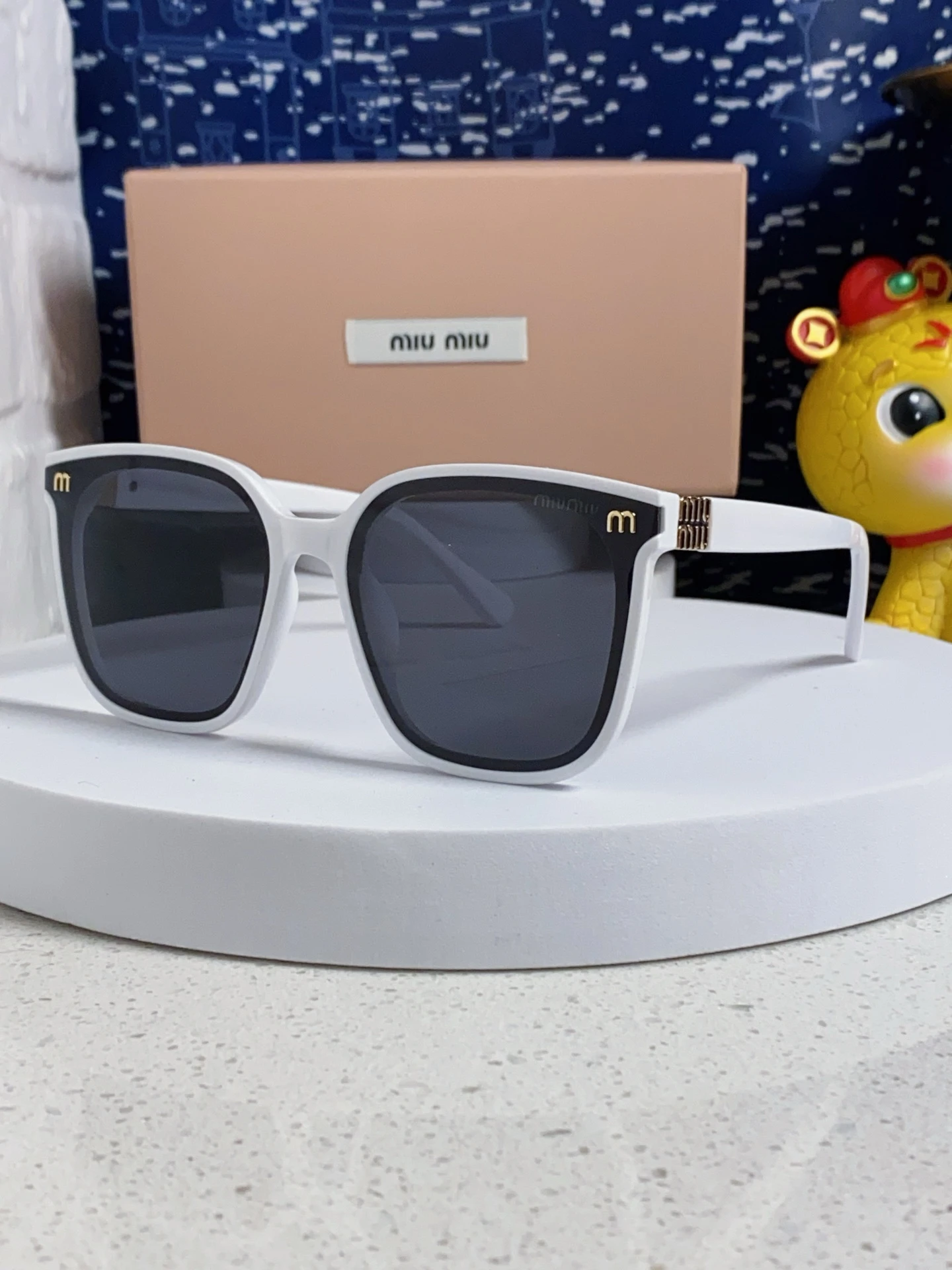 Miu Miu Eyewear — 59b61715