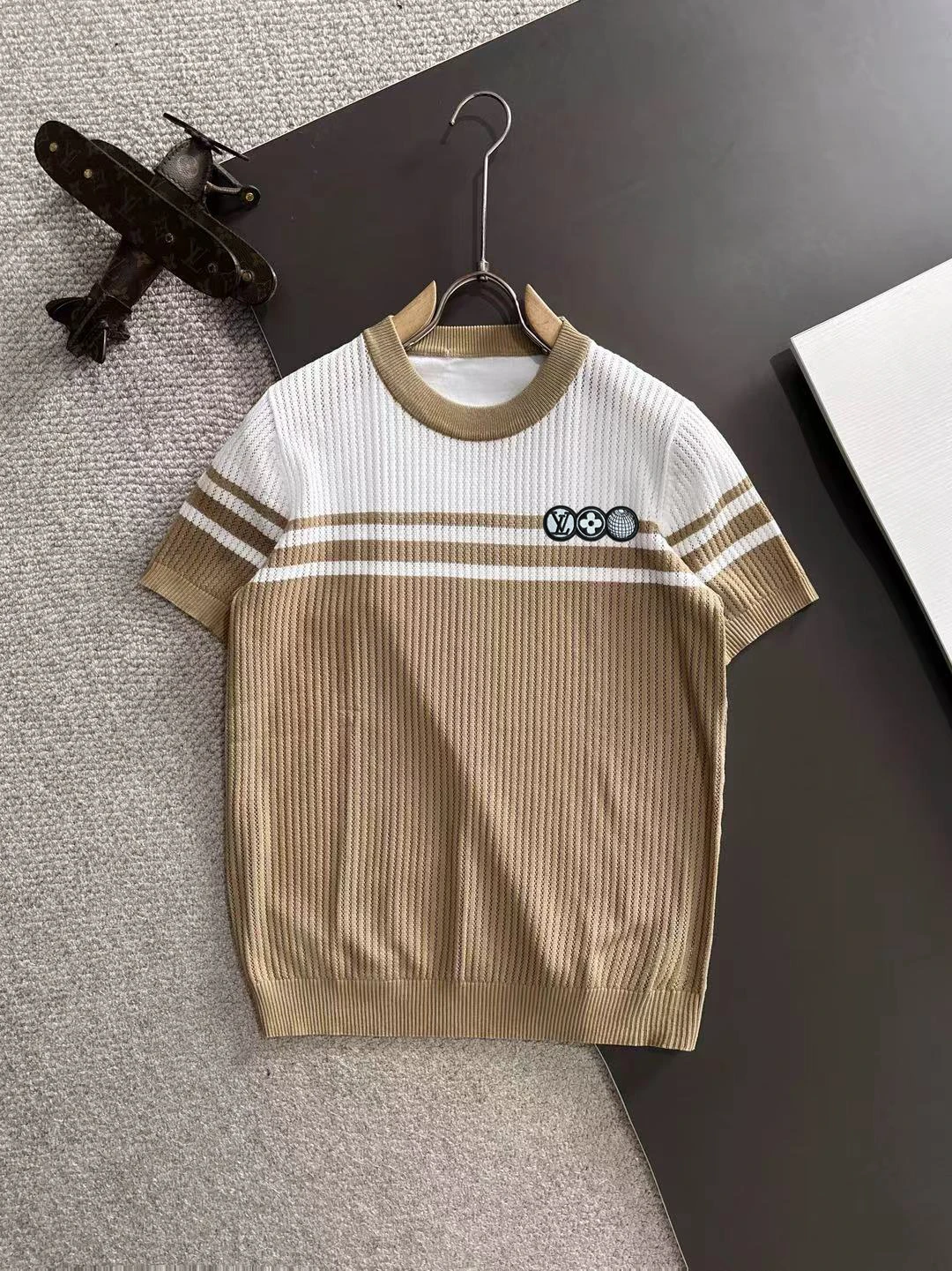 Louis Vuitton T-Shirt — e6443b7d