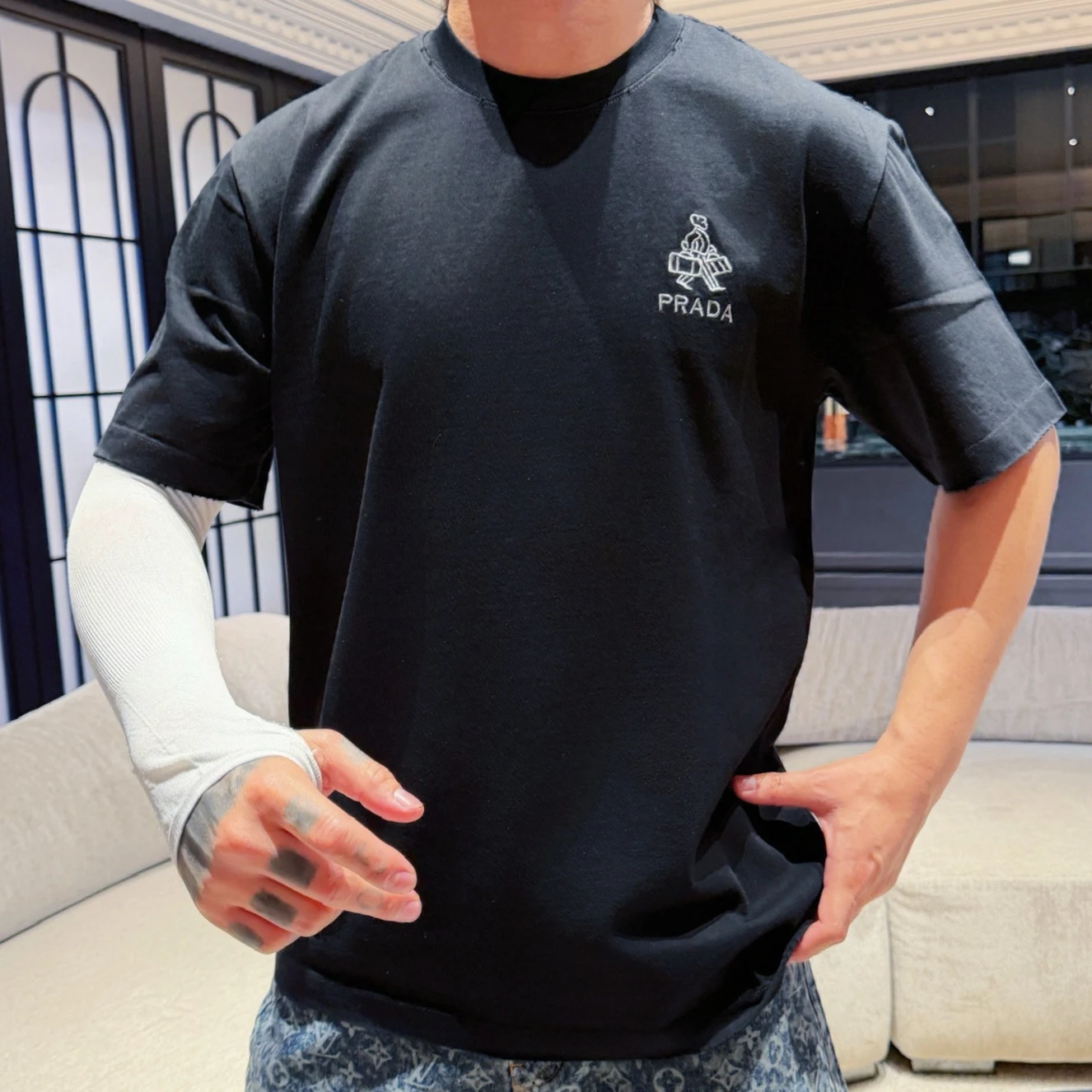 Prada T-Shirt — f3c5e13c