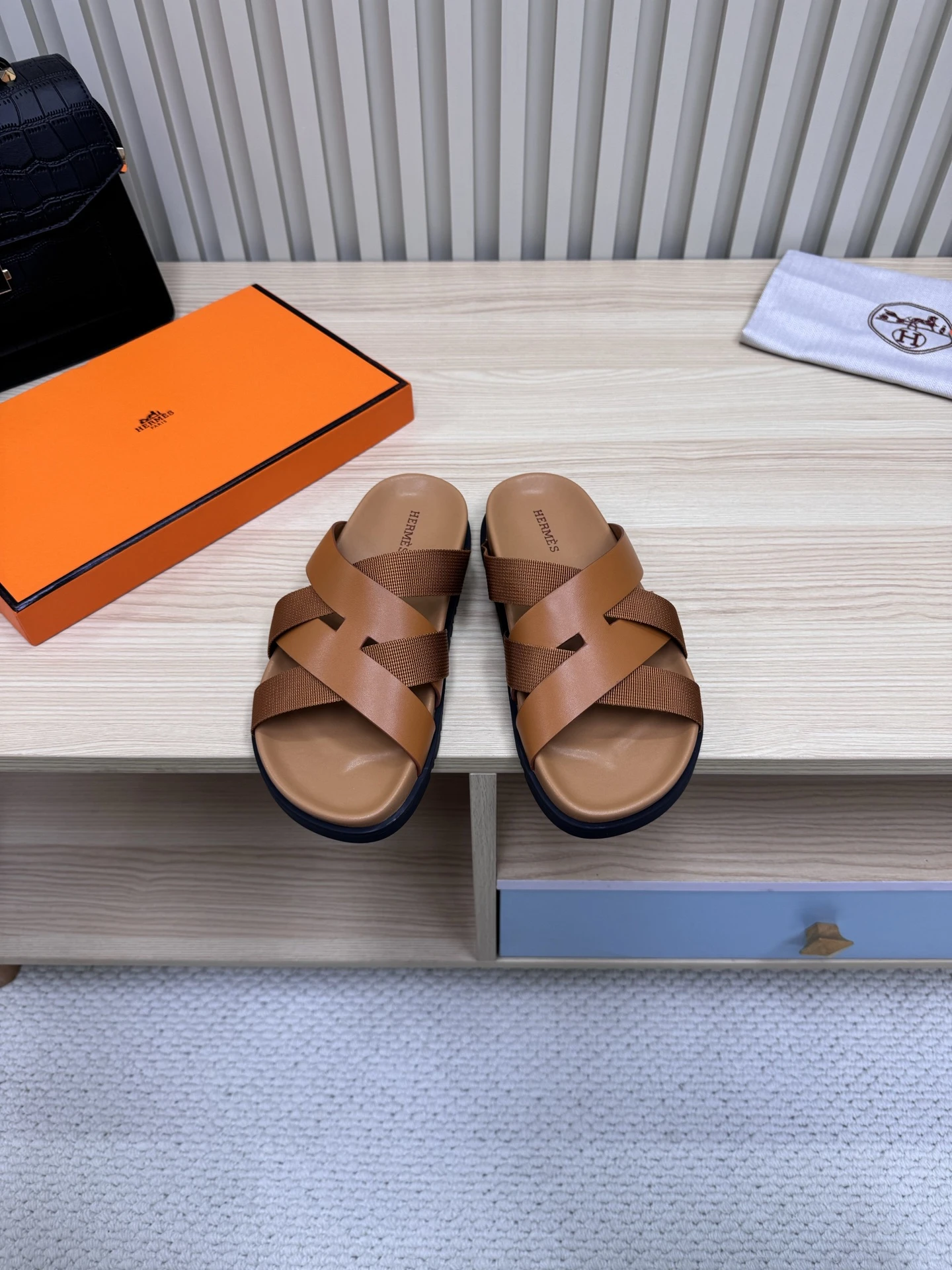 Hermès Slippers — f083a499