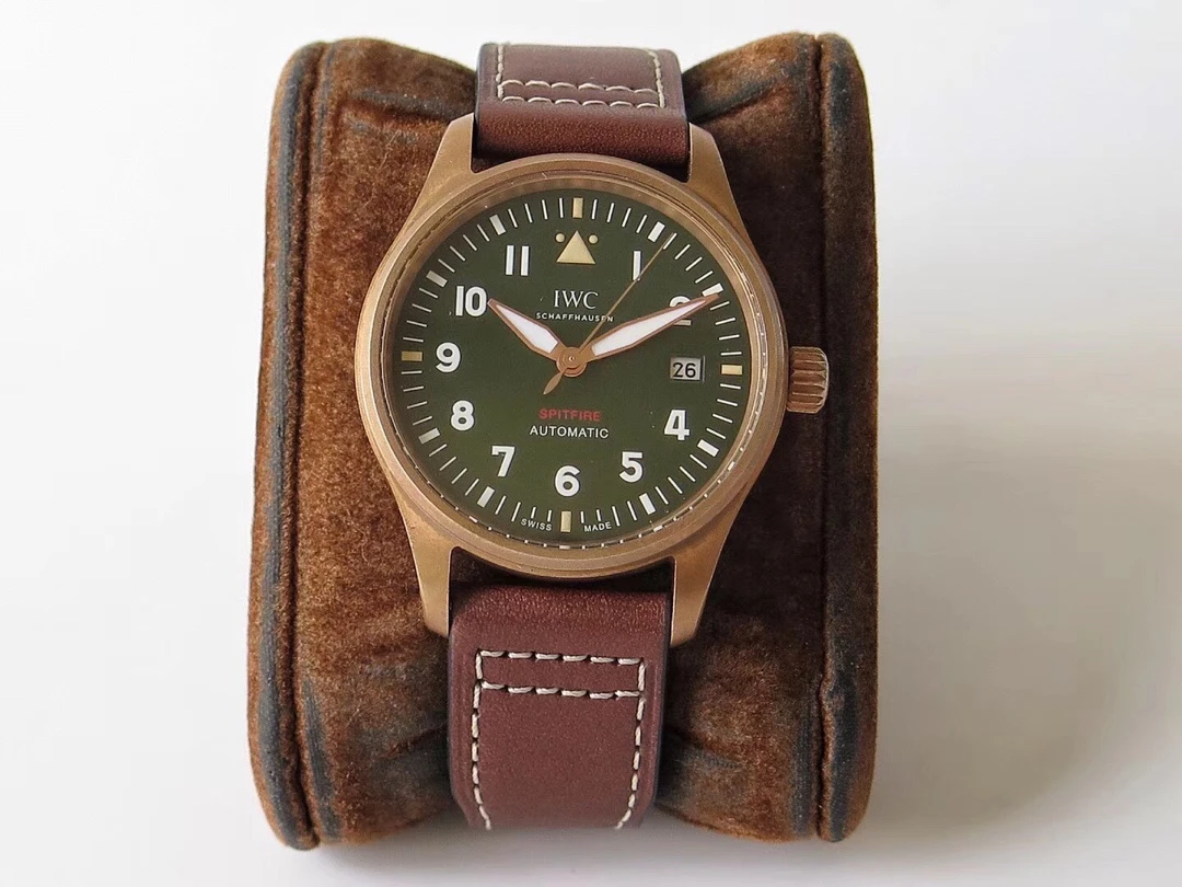 IWC Watch — 173b3c43