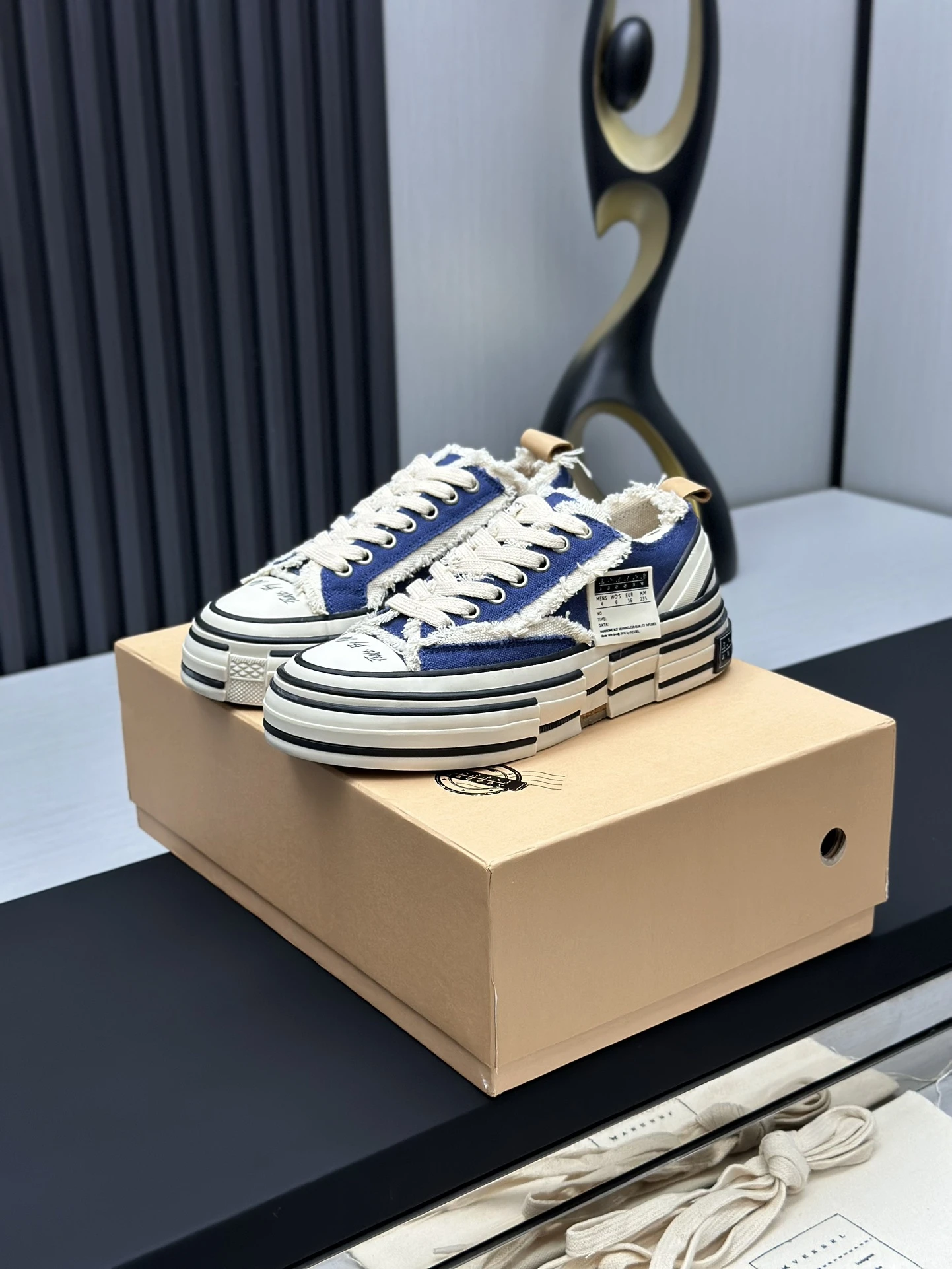 XVESSEL Sneakers — 261ba95a