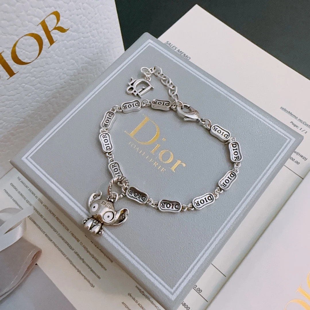Dior Jewellery — 67af93f6