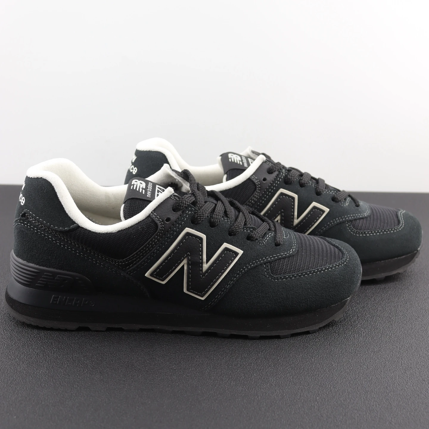 New Balance Shoes — 3a53bbab