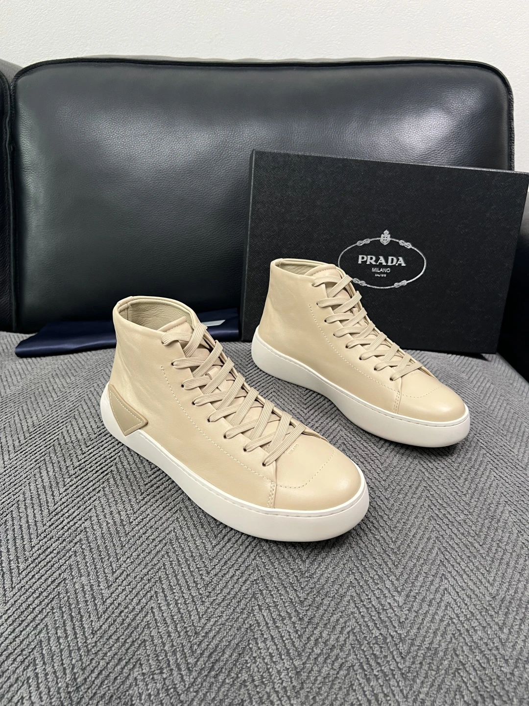 Prada Boots — b170c9e9