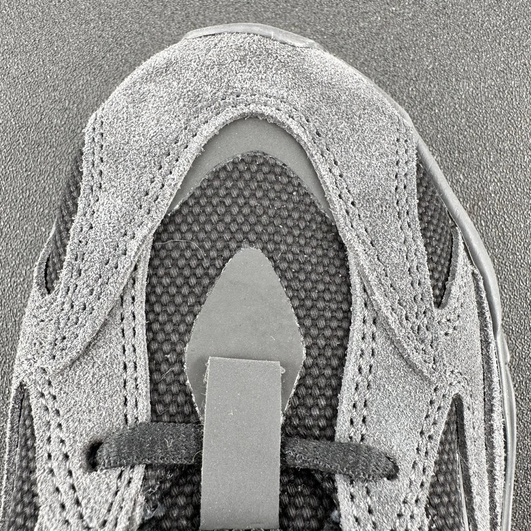 Adidas Shoes — 4fc9a79a