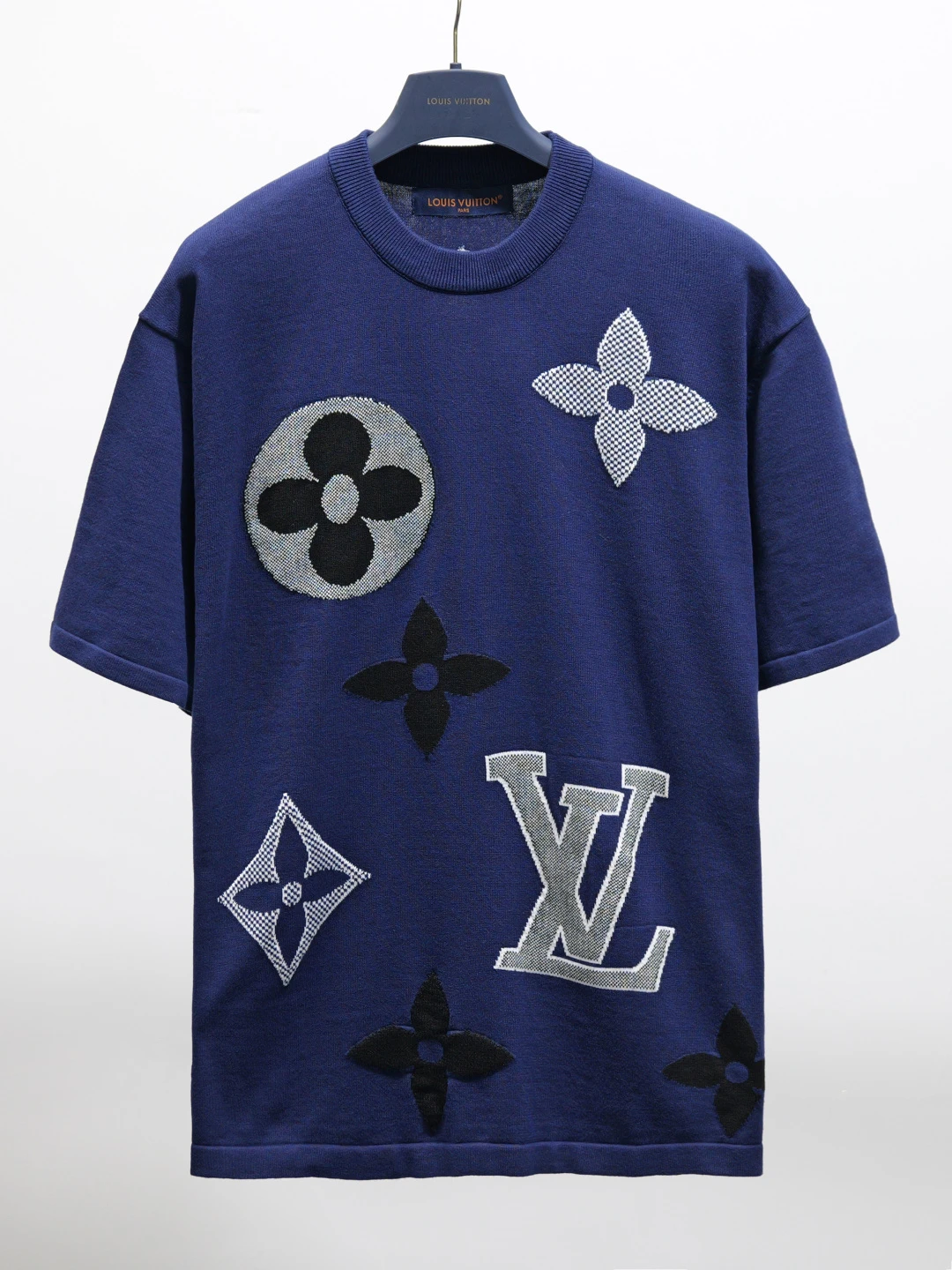 Louis Vuitton T-Shirt — 5d573218
