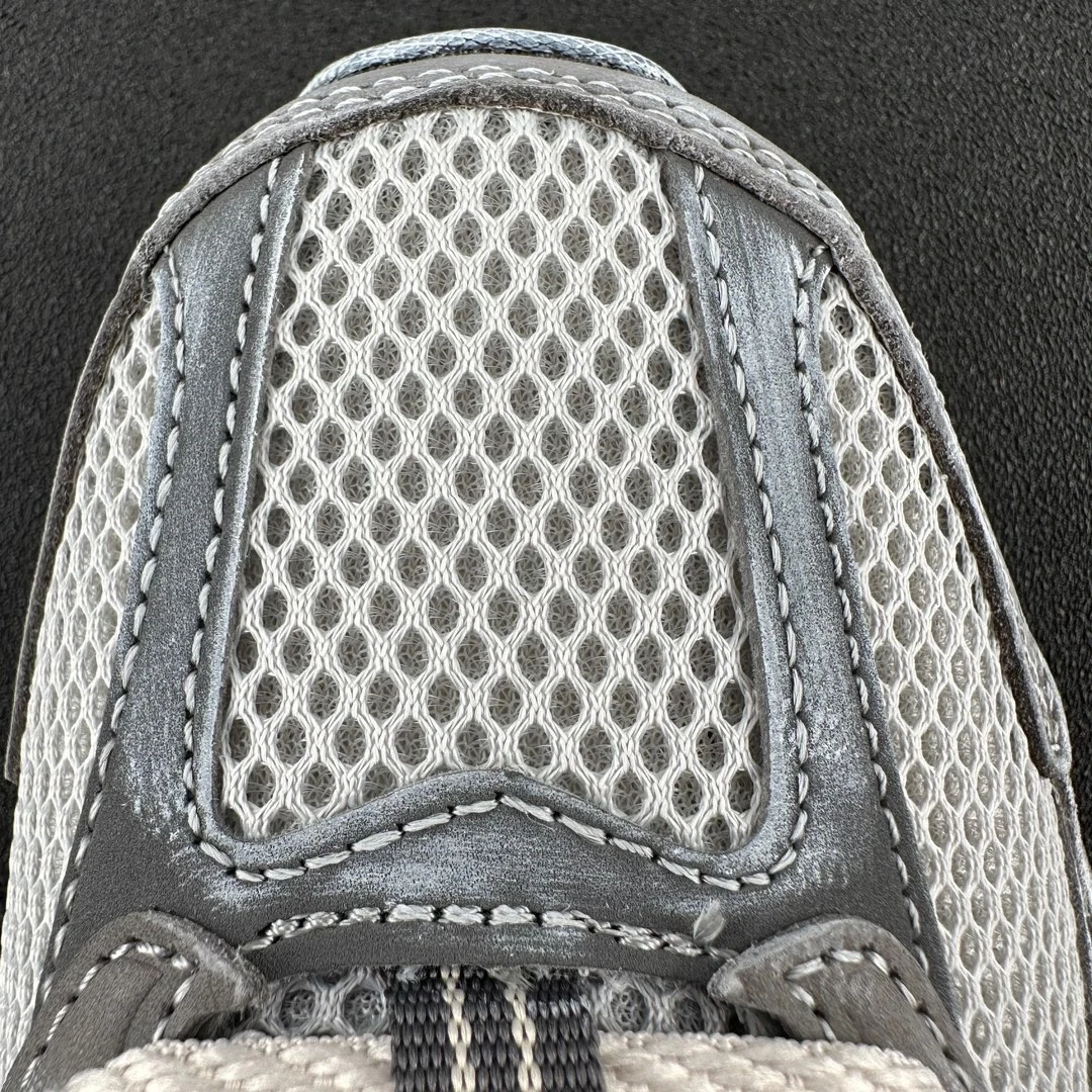 New Balance Shoes — dc548273