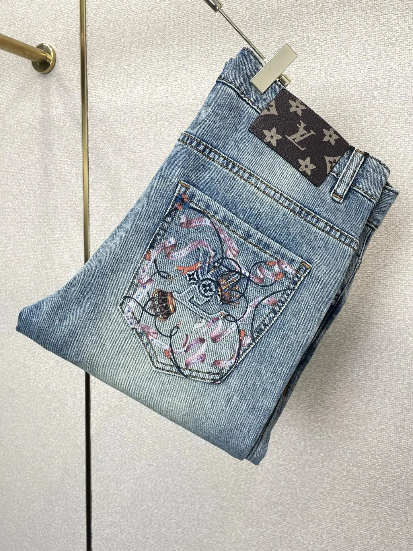 Louis Vuitton Jeans — c7669b02