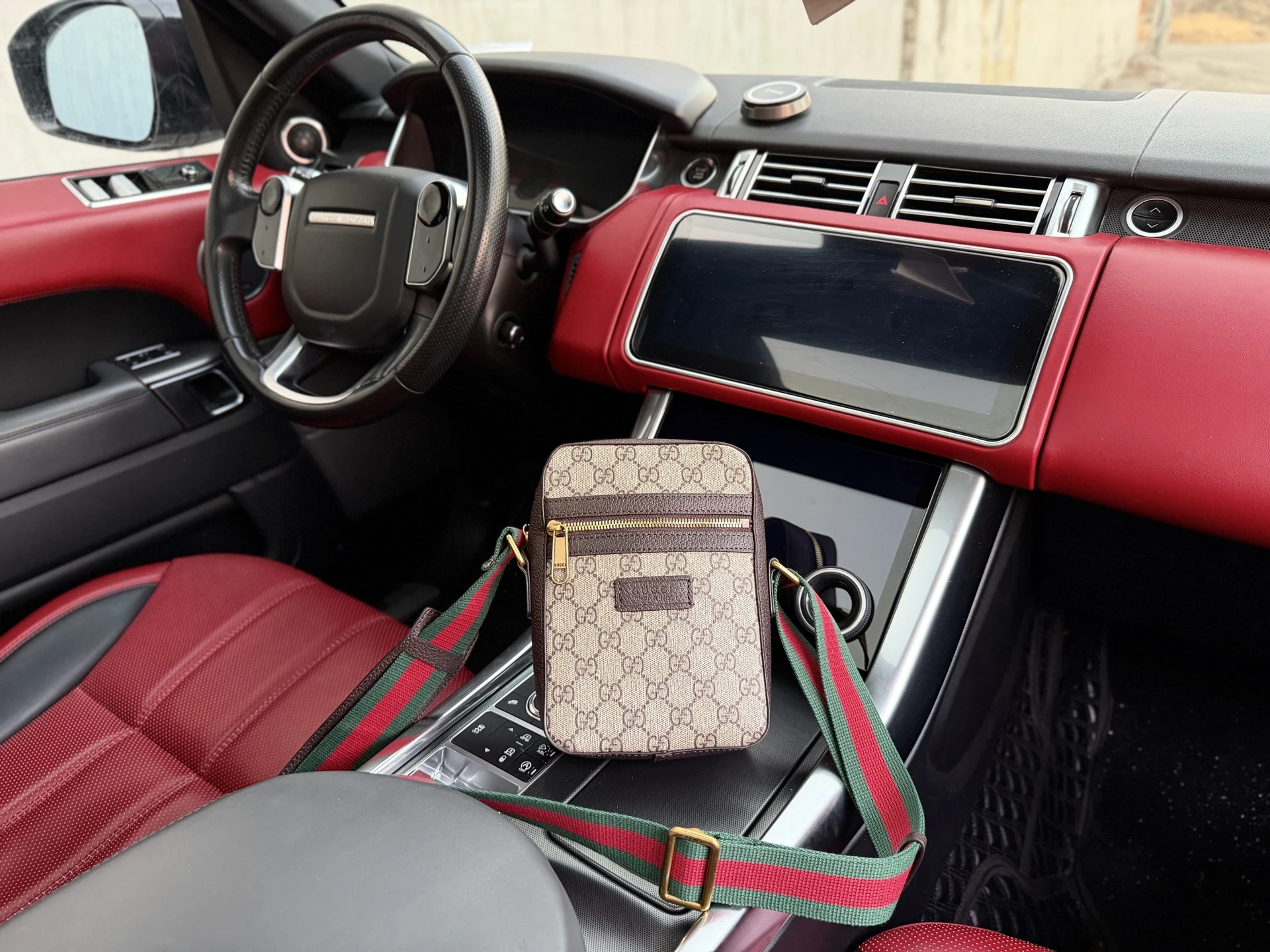 Gucci Bag — 357e6a54