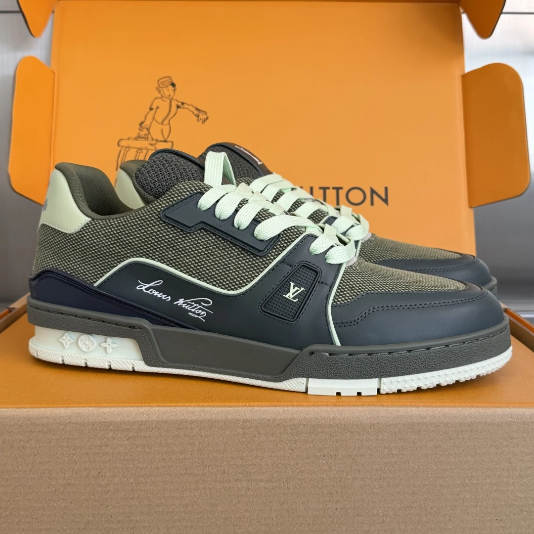 Louis Vuitton Sneakers — 4e6beda4