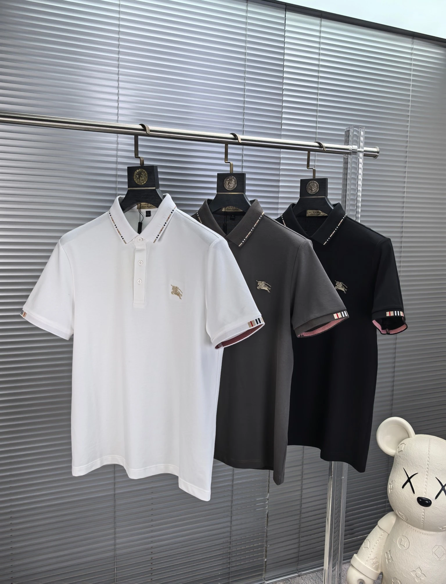 Burberry T-Shirt — e3240b78