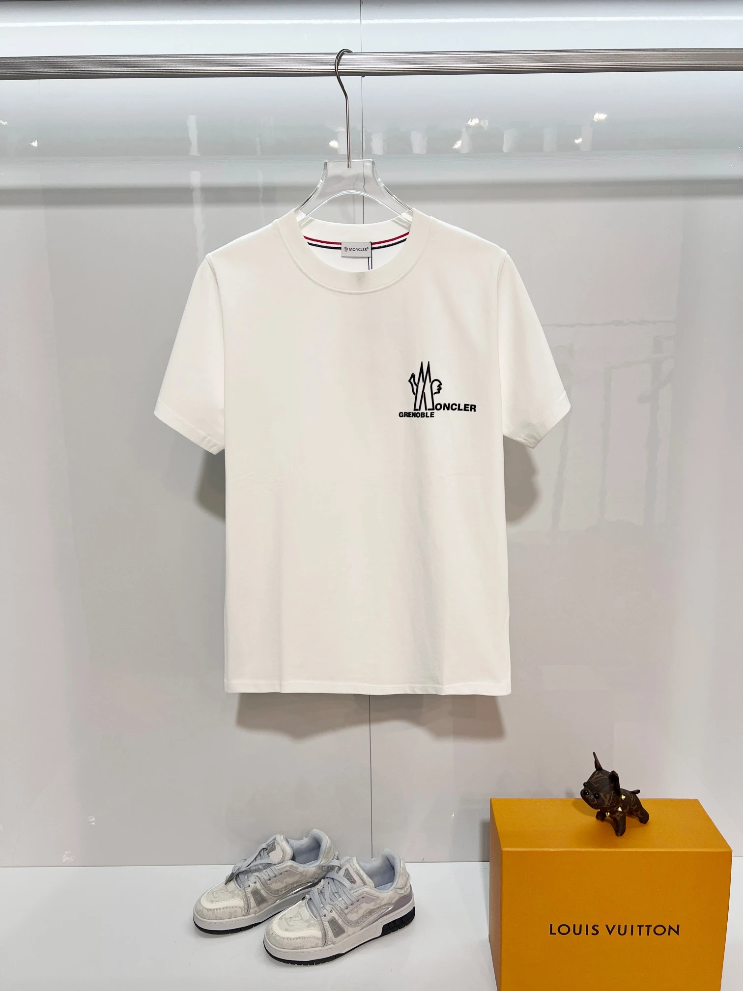Moncler T-Shirt — 29eec899