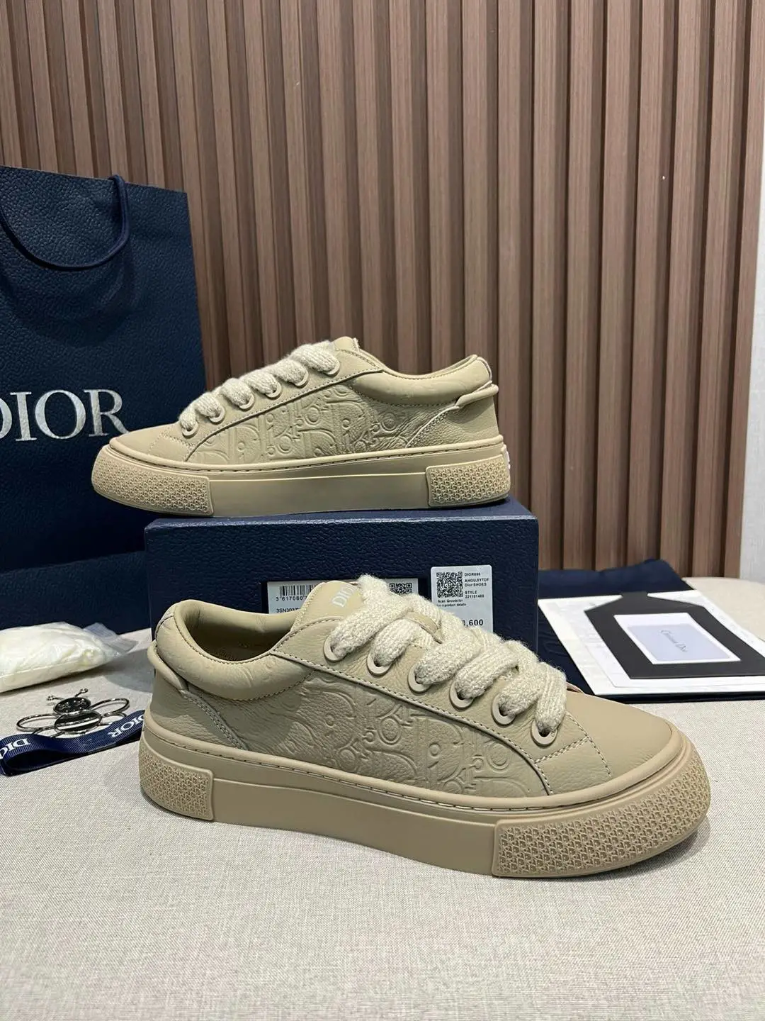 Dior Shoes — f383e8d4