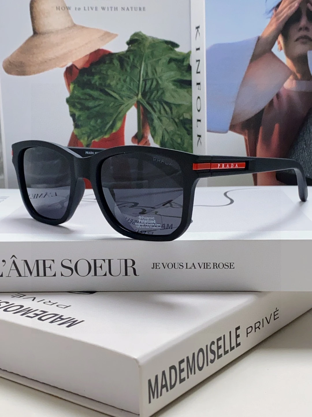 Prada Eyewear — 694fdede