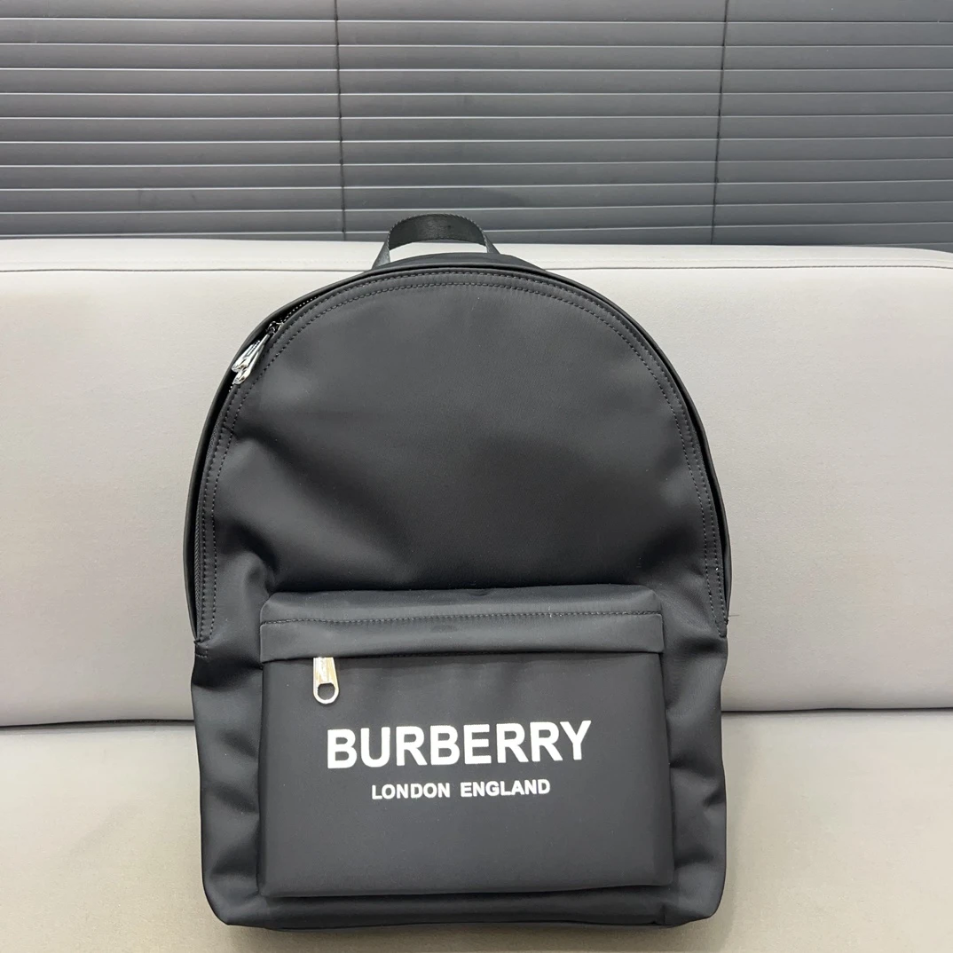 Burberry Bag — 38bf3acf