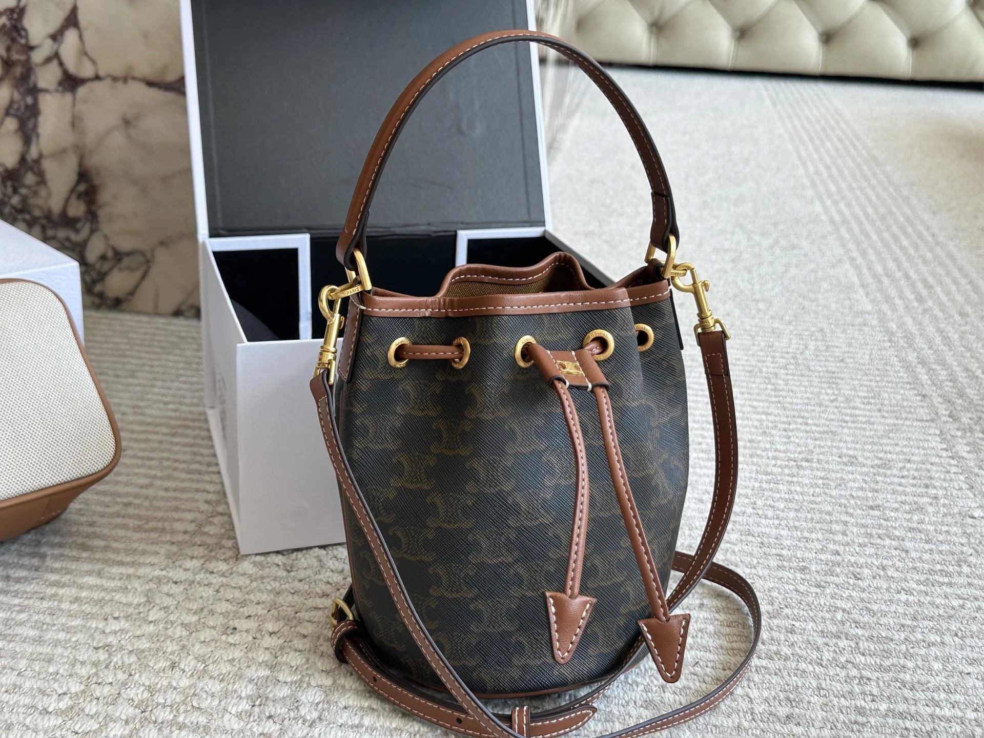 Celine Bag — 695d68f3