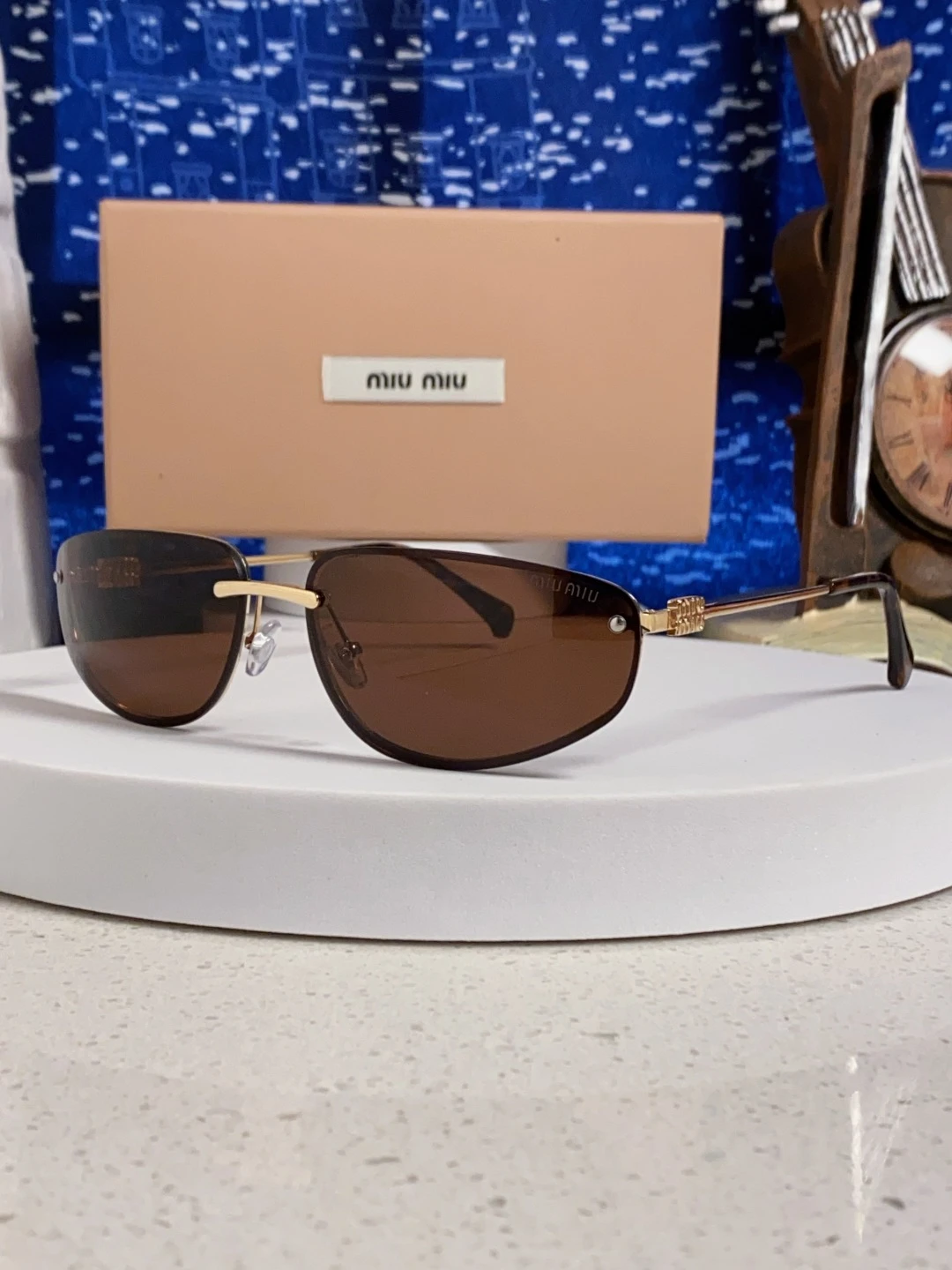 Miu Miu Eyewear — 1a29ed6d
