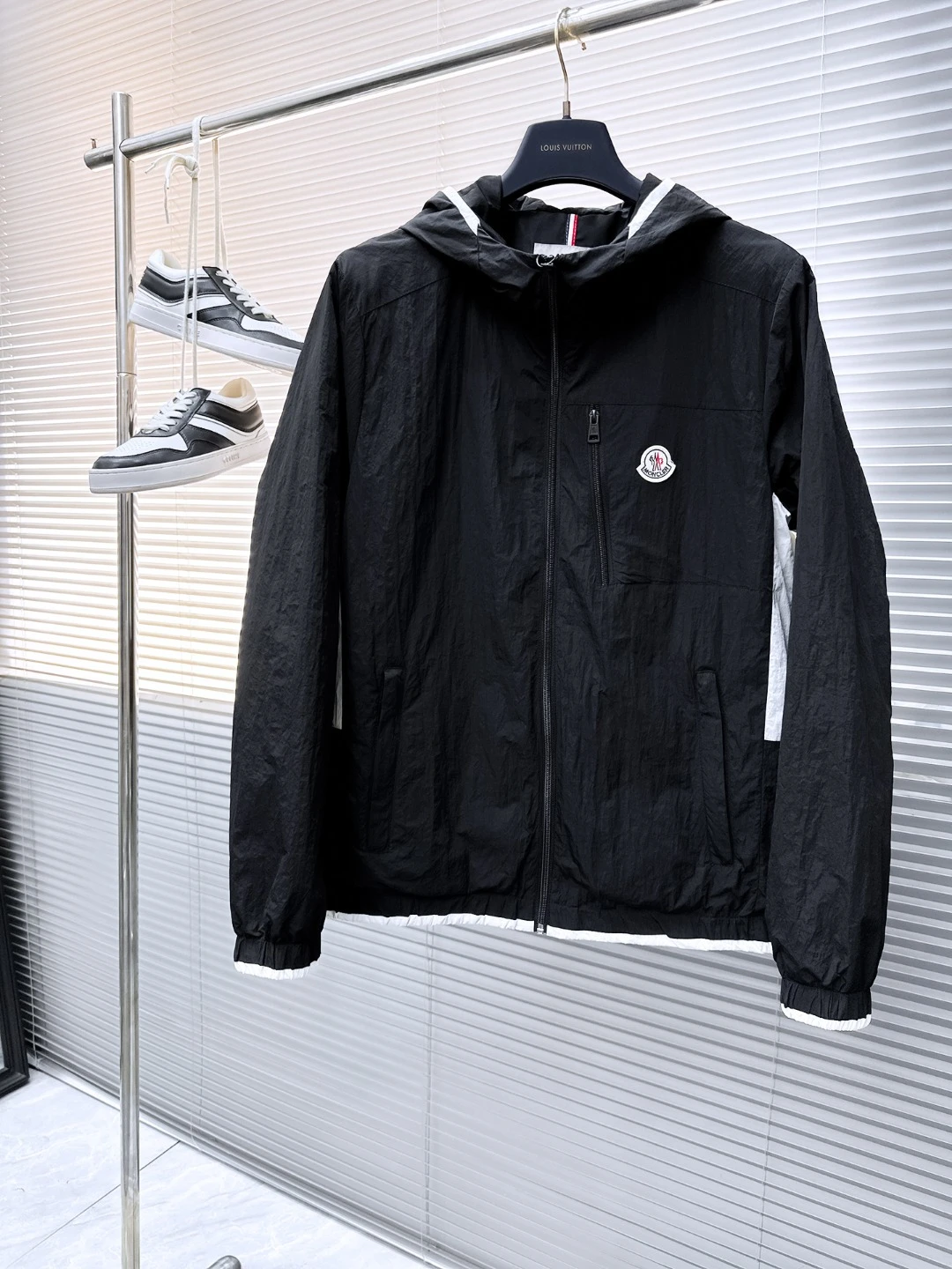 Moncler Jackets — 6132096c