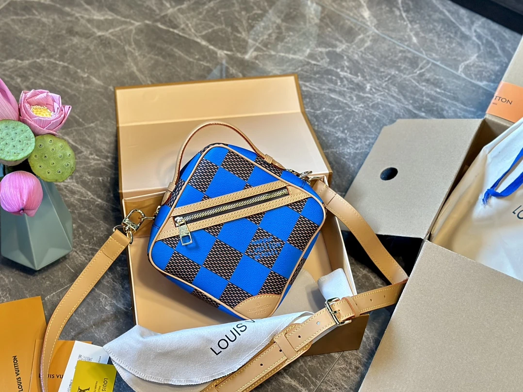 Louis Vuitton Bag — da49a44e