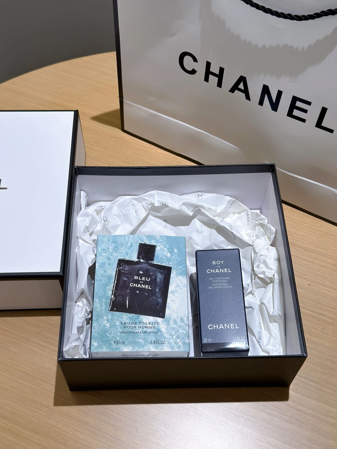 Chanel Fragrance — c71f3908