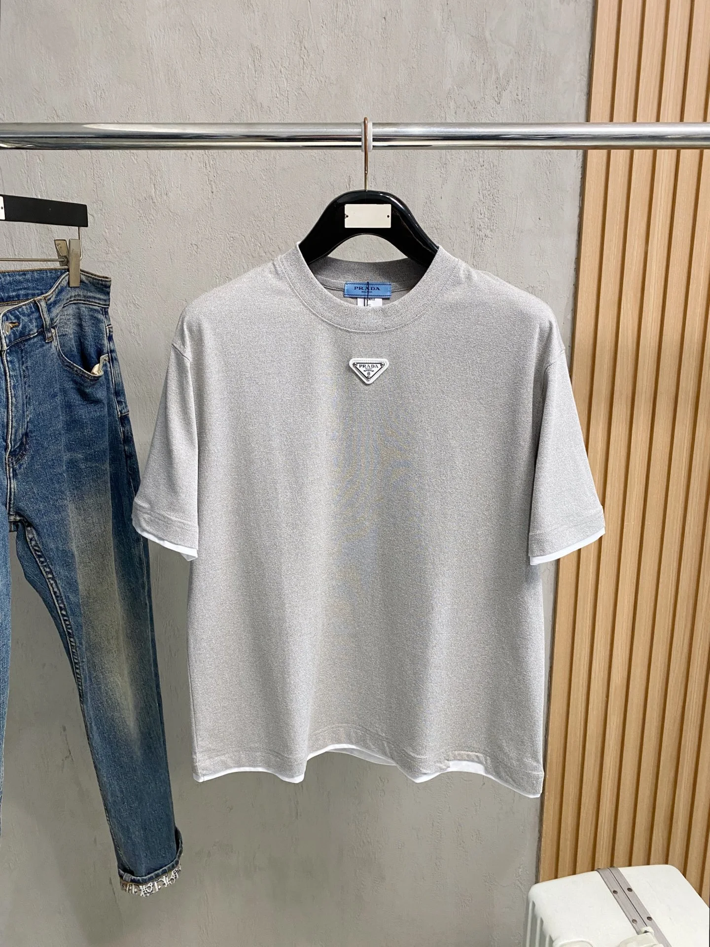 Prada T-Shirt — c4638f80