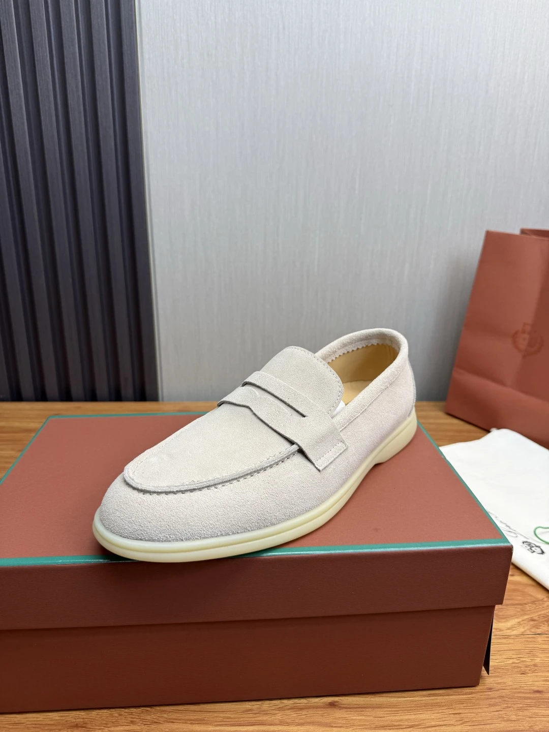Loro Piana Sneakers — 840ee5e2