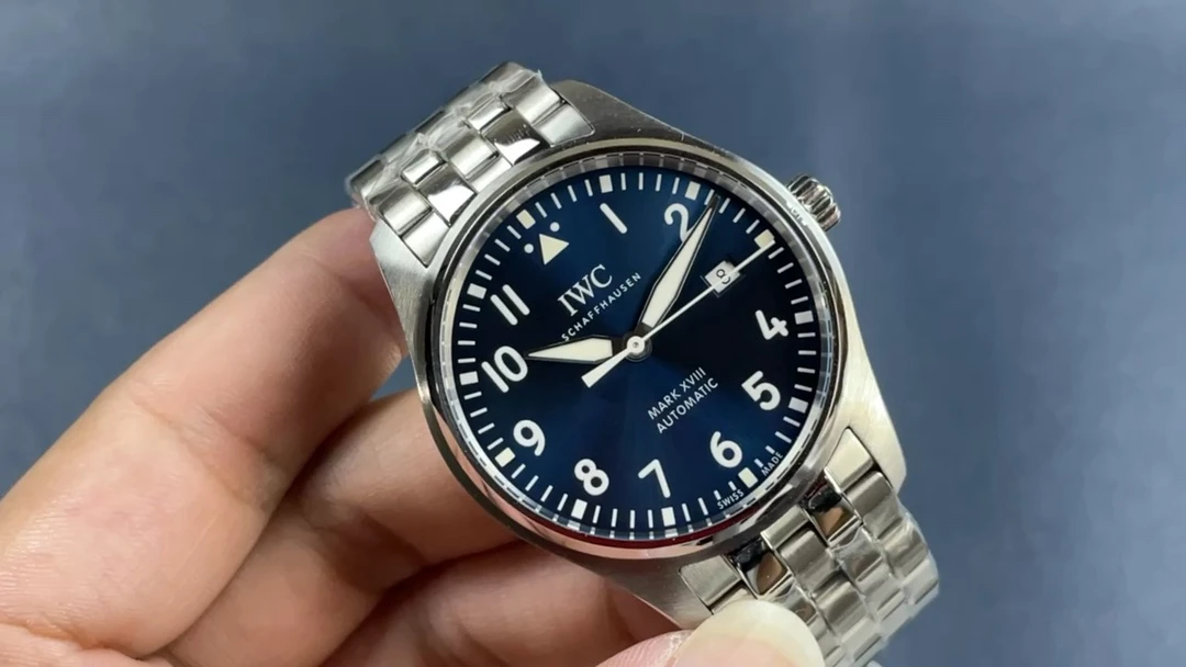 IWC Watch — b2d3d93e