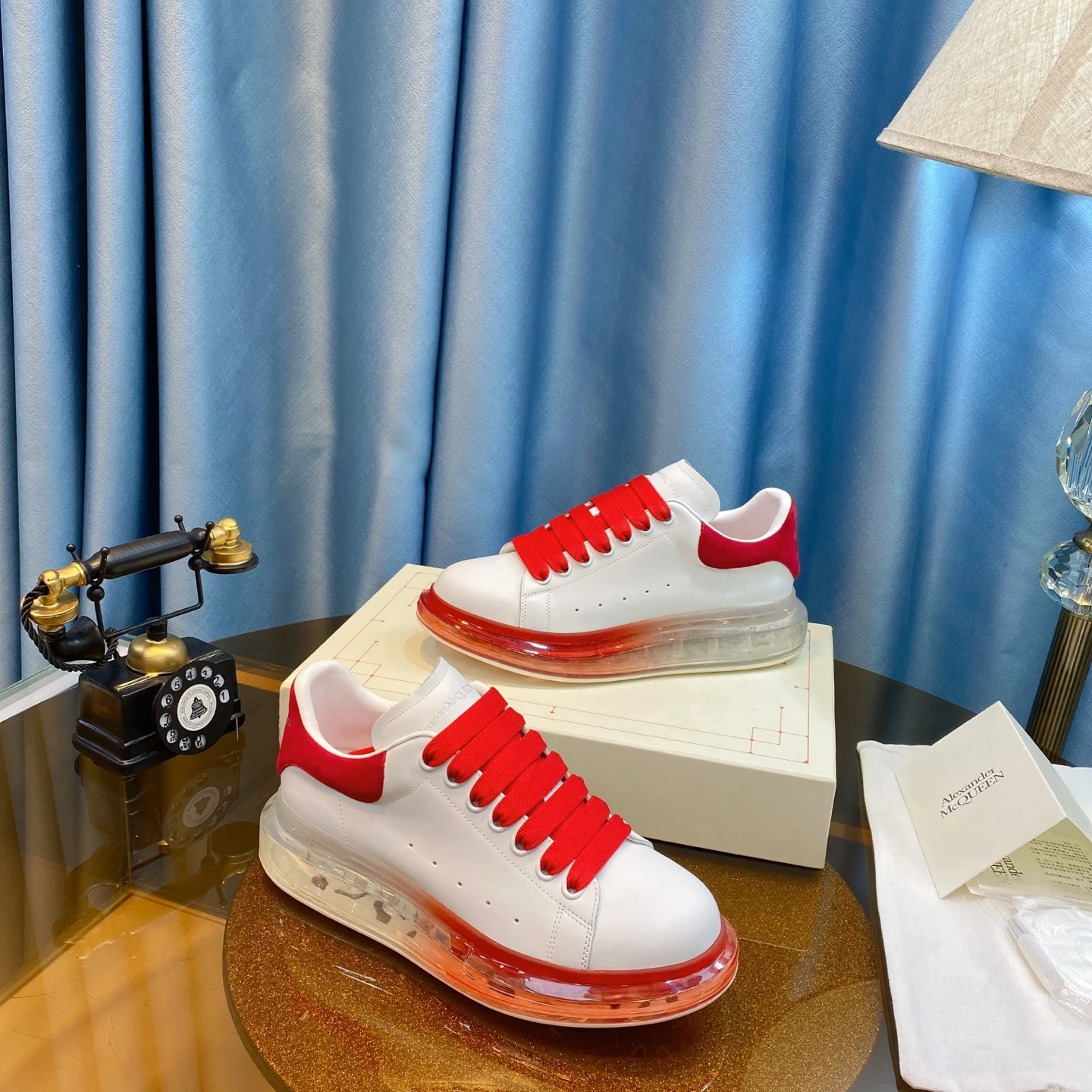 Alexander McQueen Sneakers — a3865752