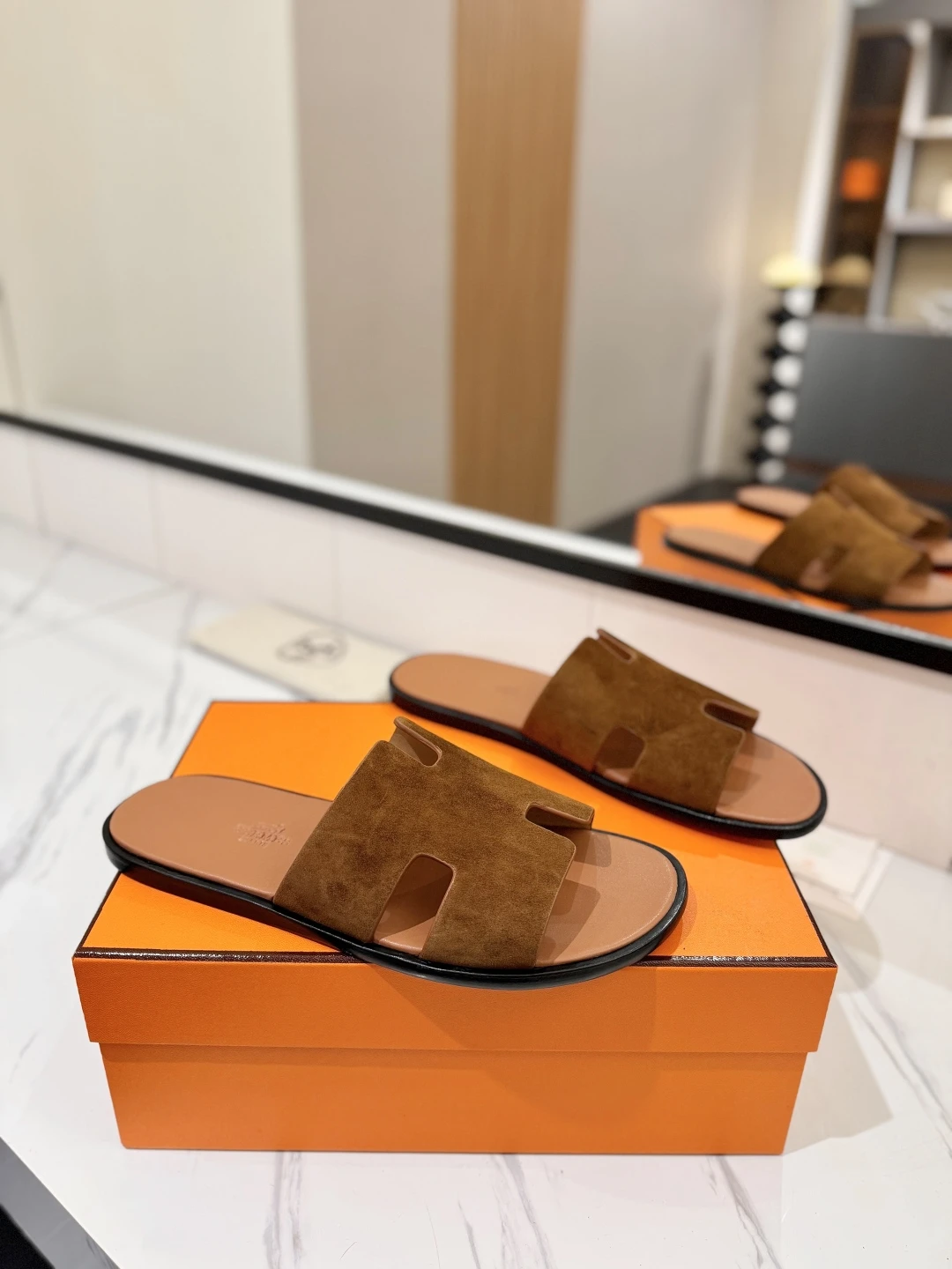 Hermès Slippers — f3f165ce