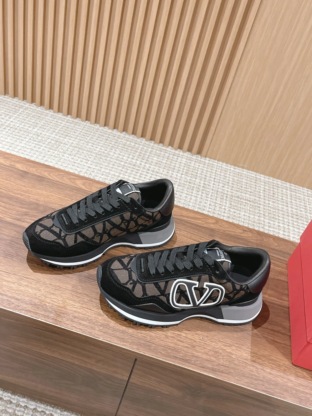 Valentino Sneakers — 9f20915a