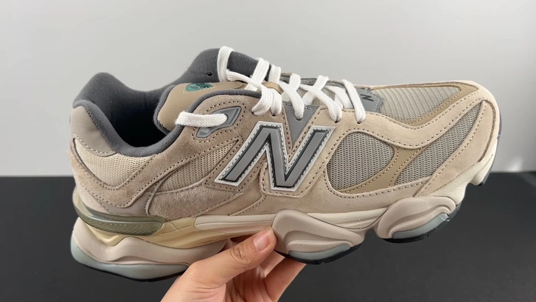 New Balance Shoes — 8df49a7d