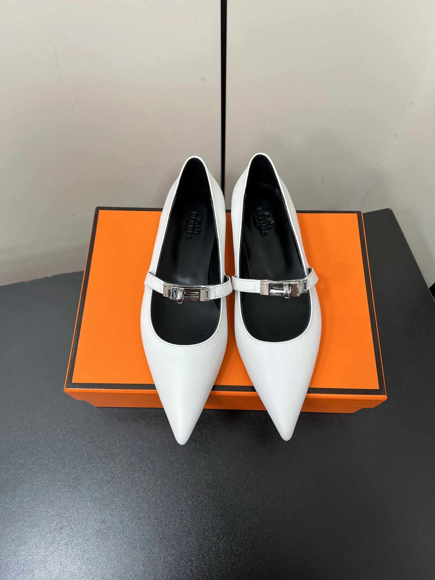 Hermès Shoes — 2a91d46a