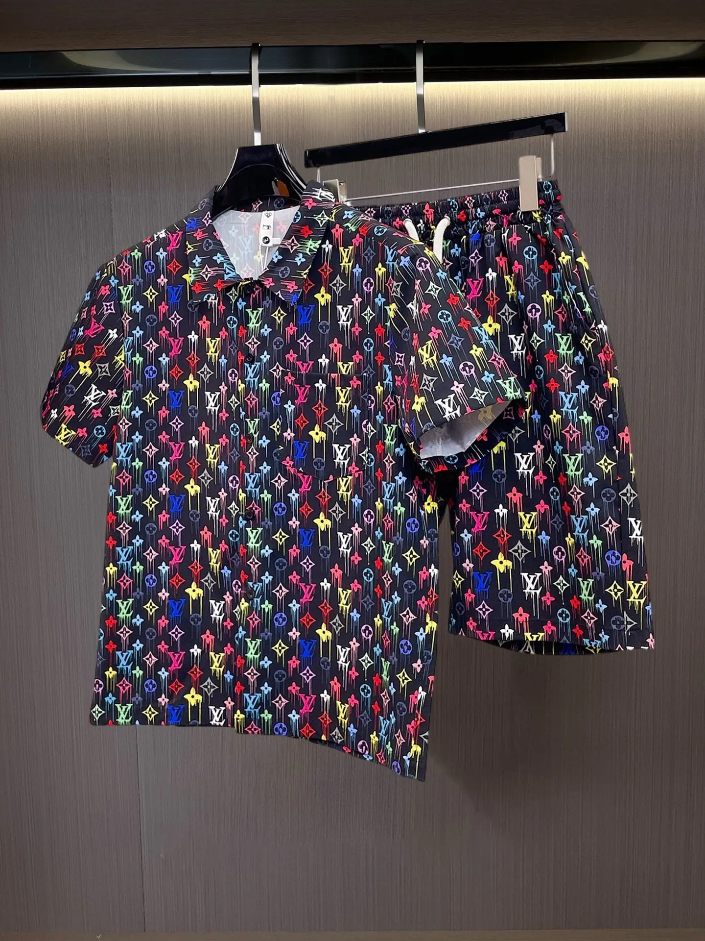 Louis Vuitton Matching Sets — e3642e3b