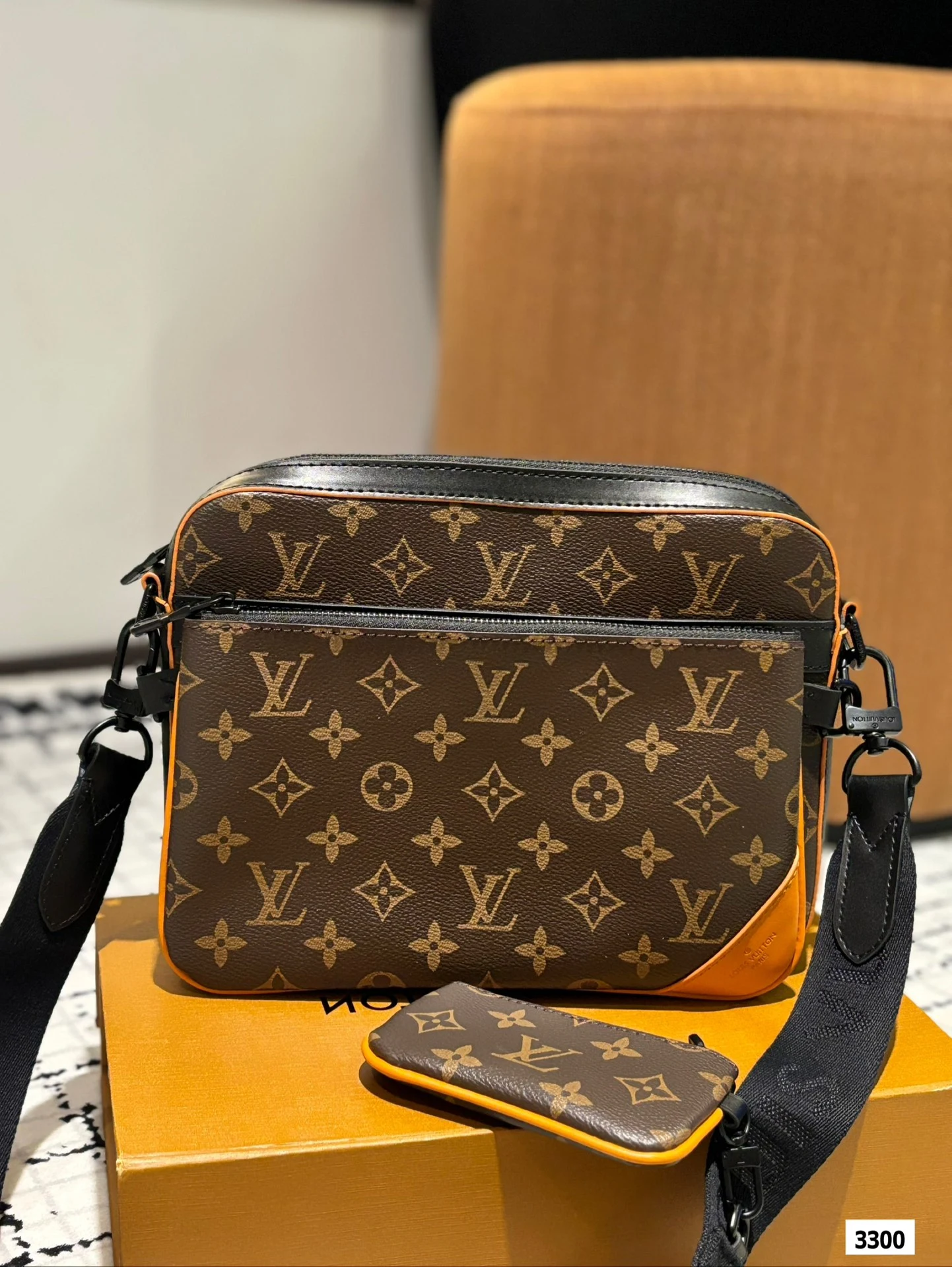 Louis Vuitton Bag — 75460a63