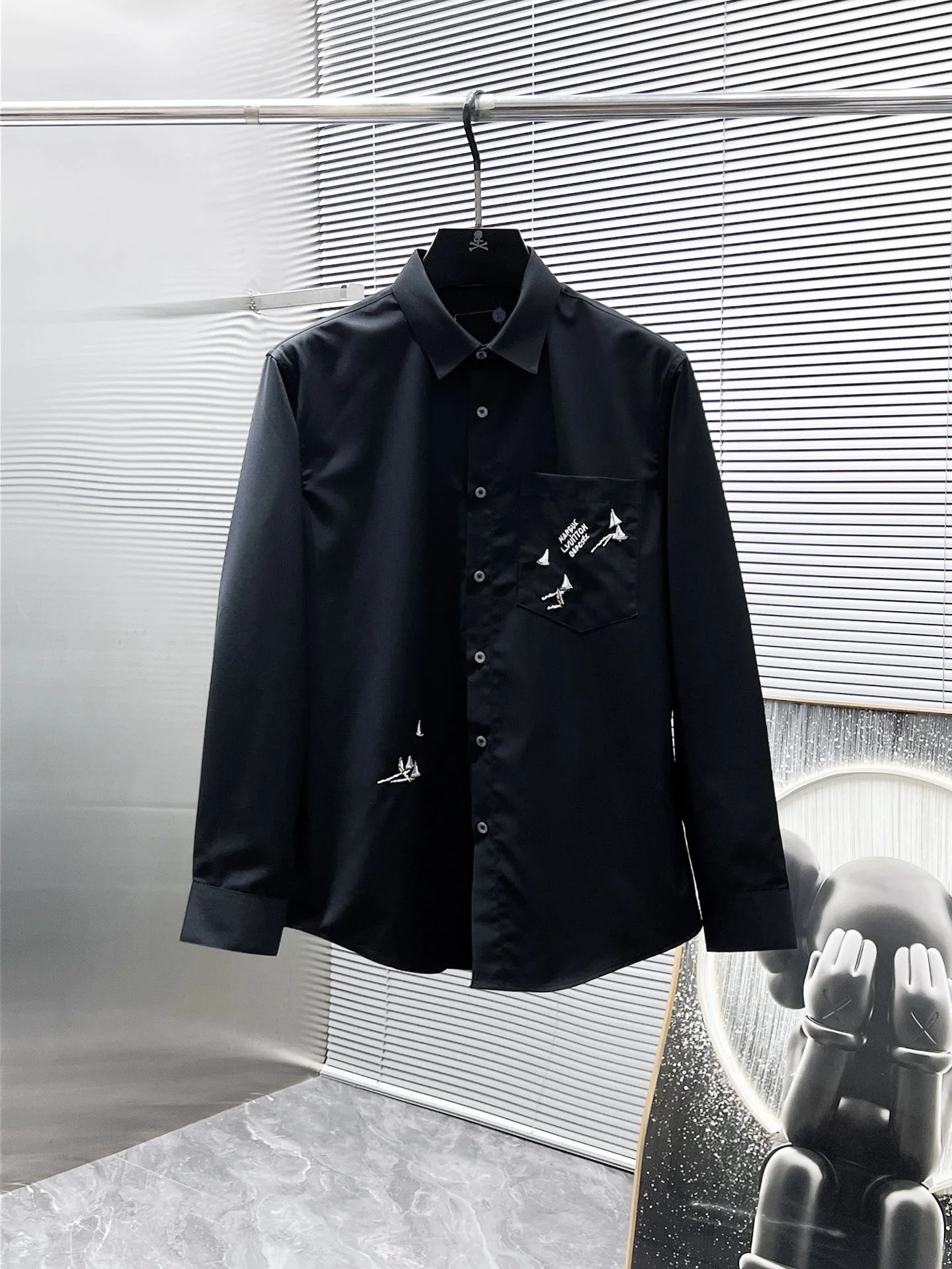 Louis Vuitton Shirts — 4e2073fe