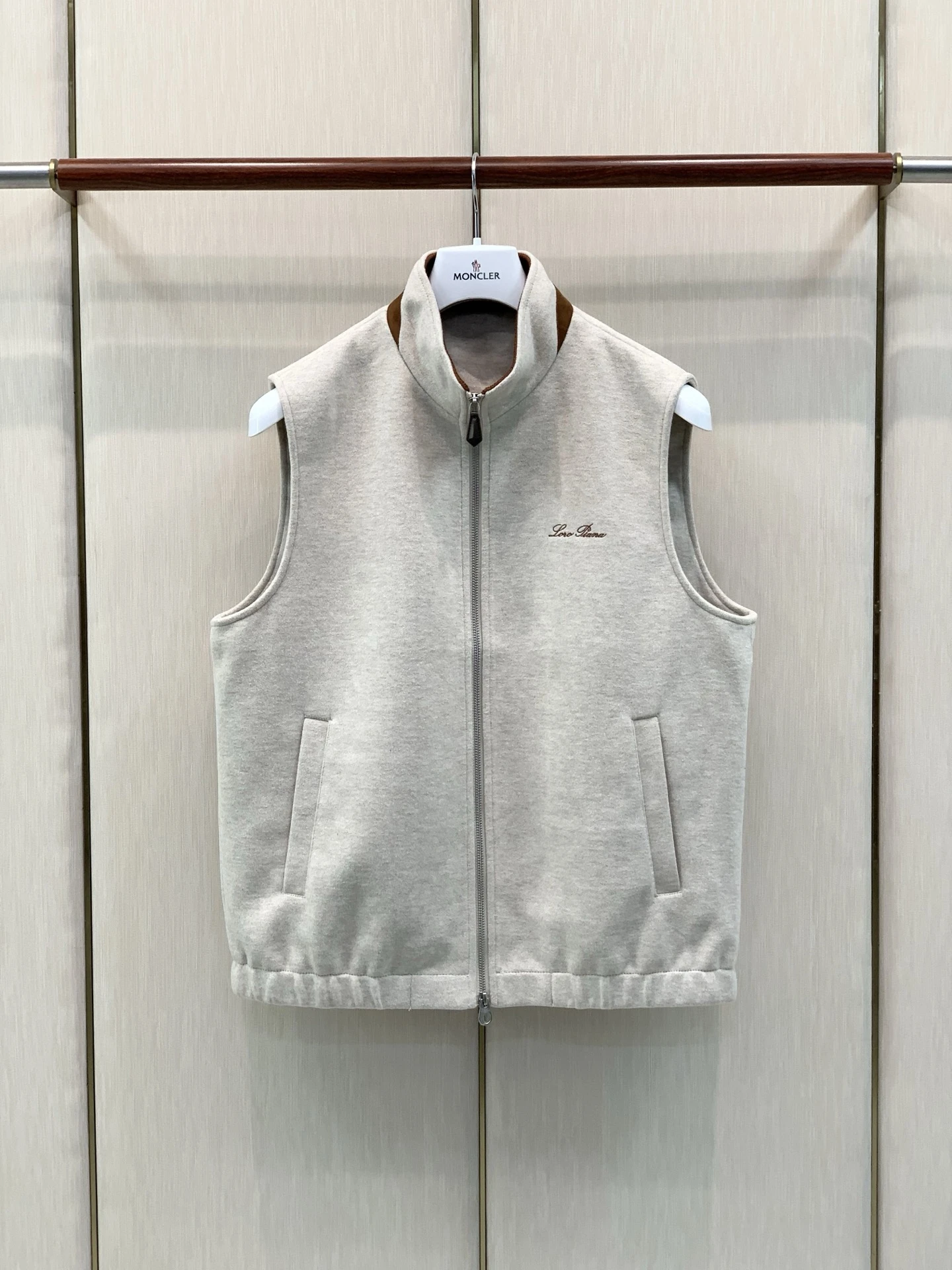 Loro Piana Clothing — f36aa657