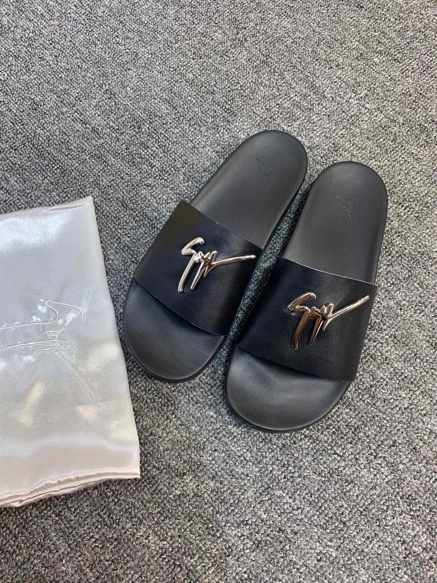 Giuseppe Zanotti Slippers — d2834e46