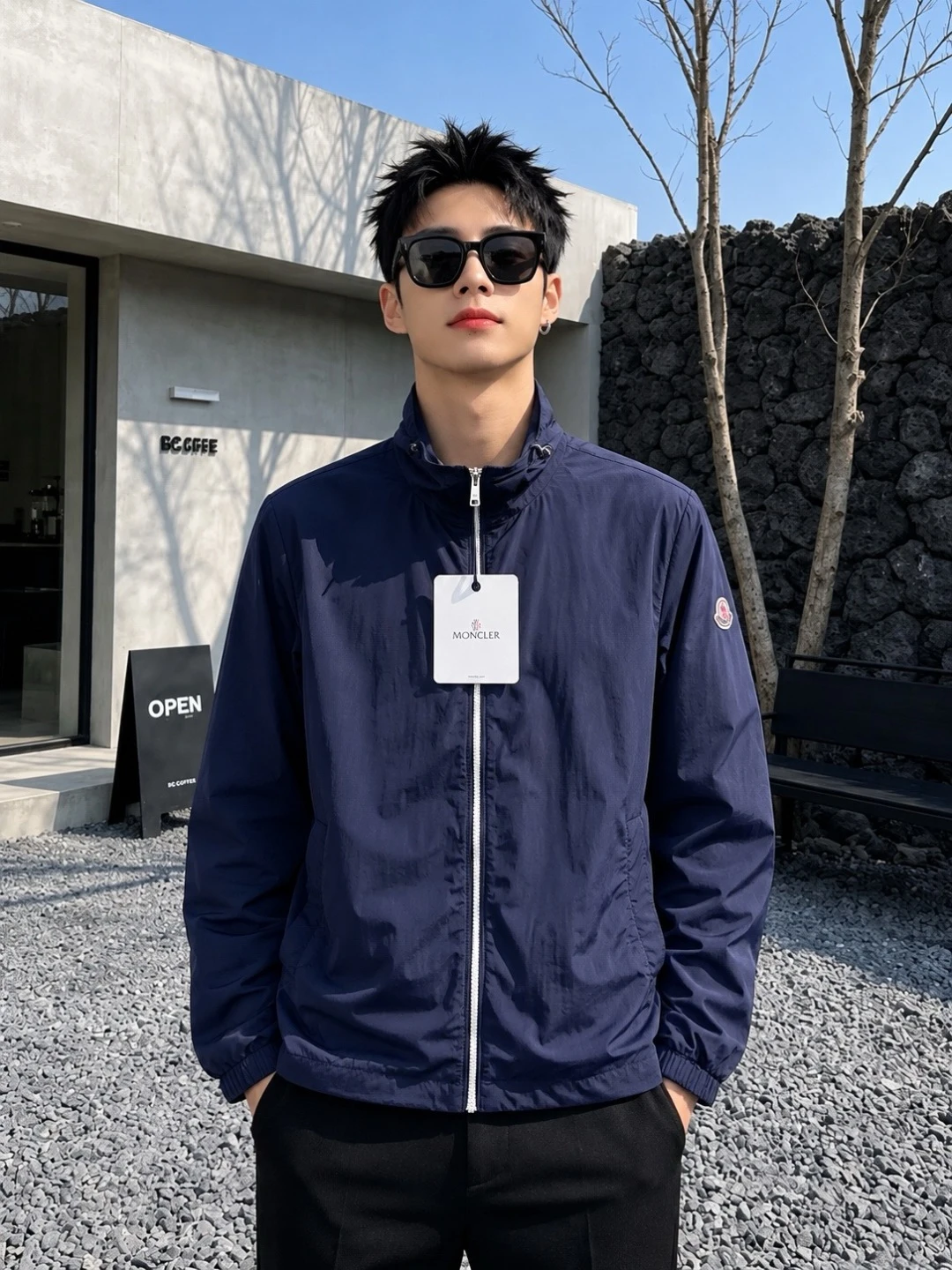 Moncler Jackets — 0dabc4b1