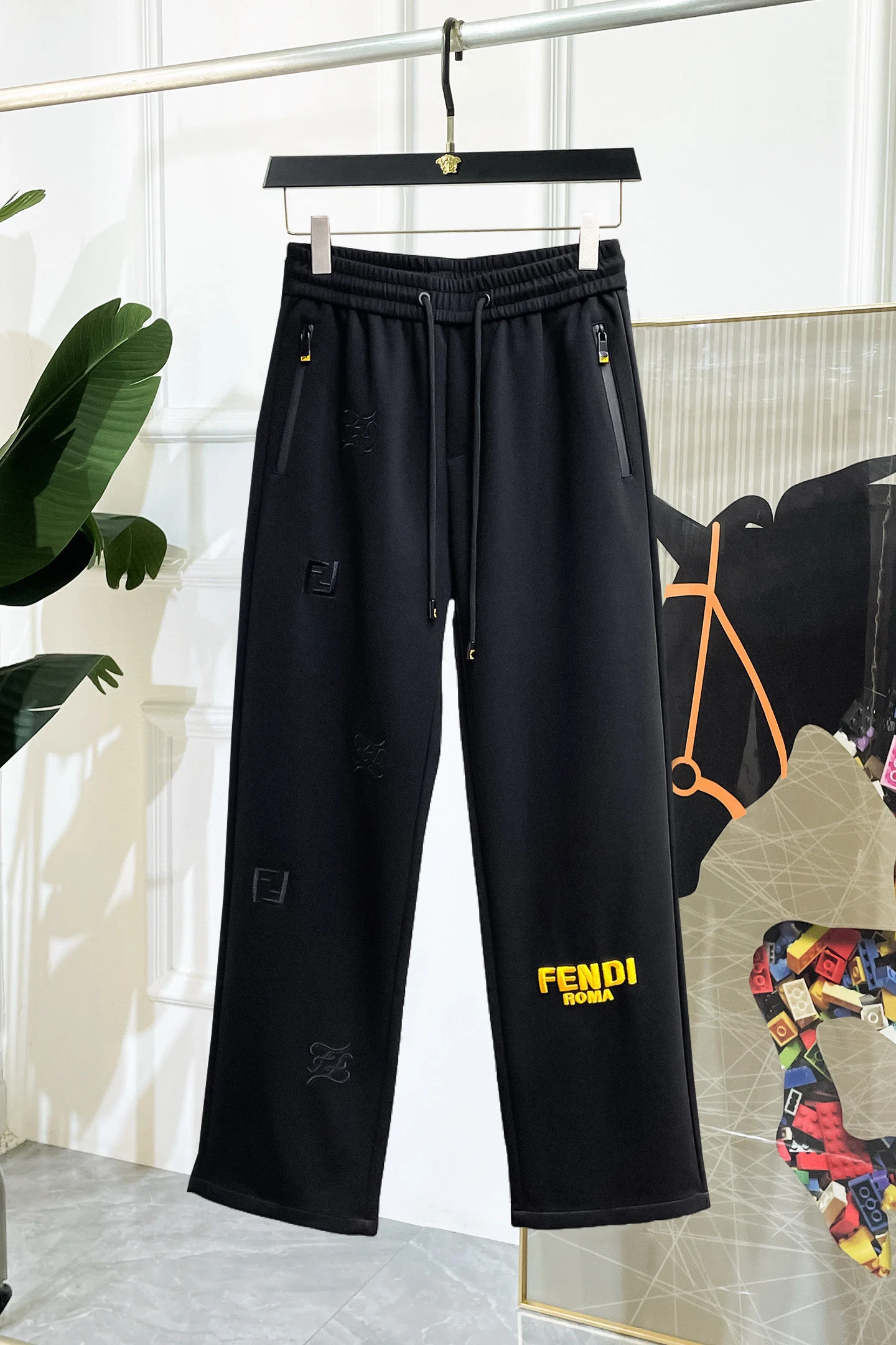 Fendi Trousers — e88a3ca4